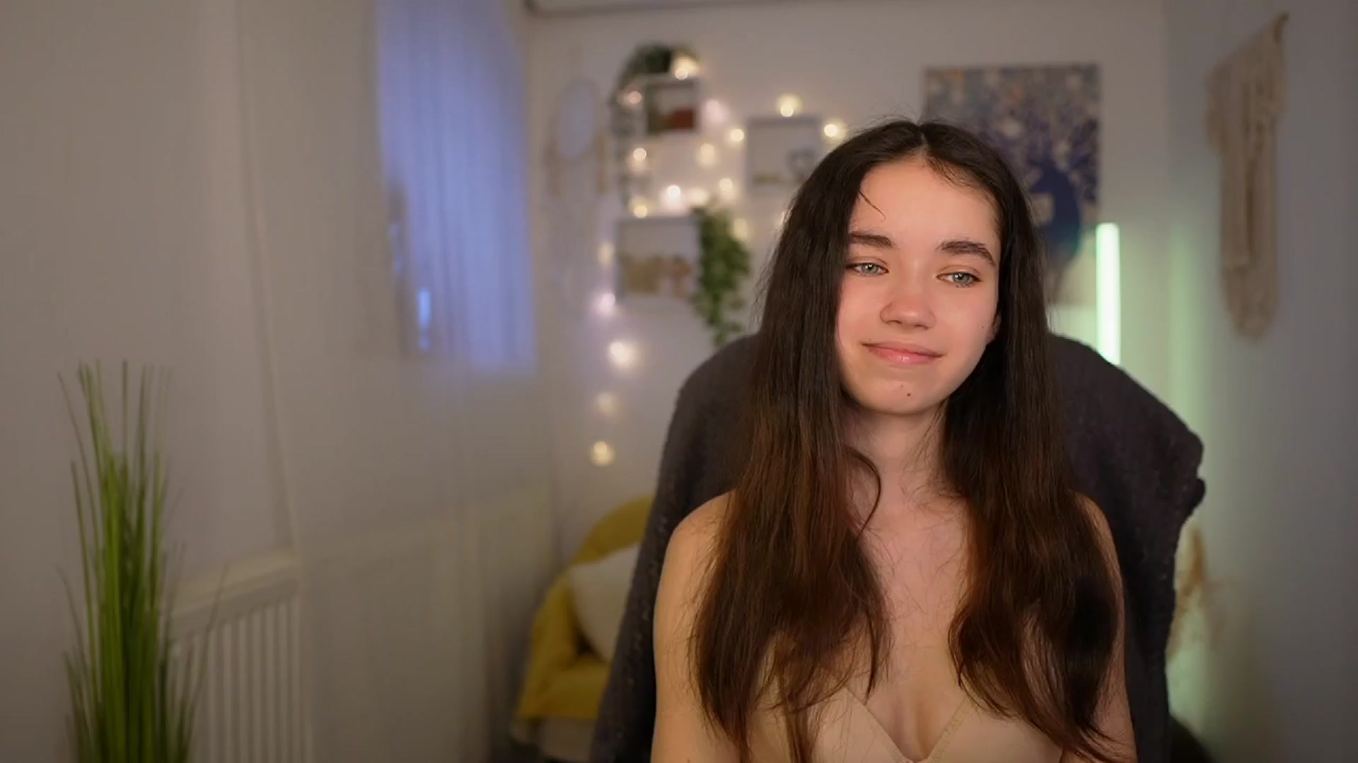 Gallery image thumbnail from Gia_Paige18's myfreecams stream on, 04/11/2024, 10:43 image 2 of 20