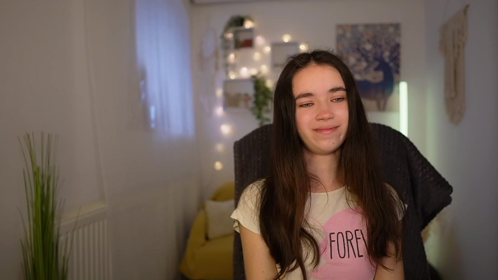 Gallery image thumbnail from Gia_Paige18's myfreecams stream on, 04/15/2024, 11:33 image 5 of 20