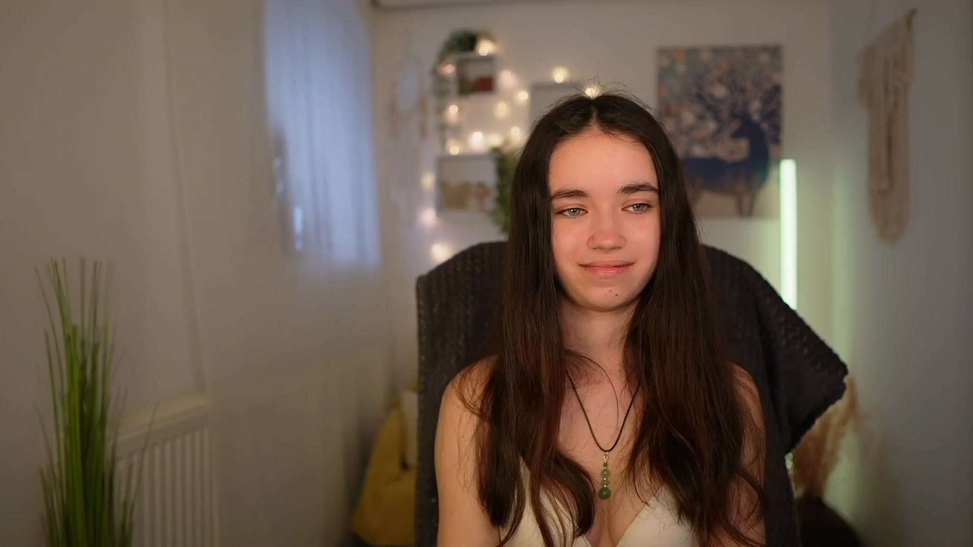 Gallery image thumbnail from Gia_Paige18's myfreecams stream on, 04/15/2024, 11:33 image 13 of 20