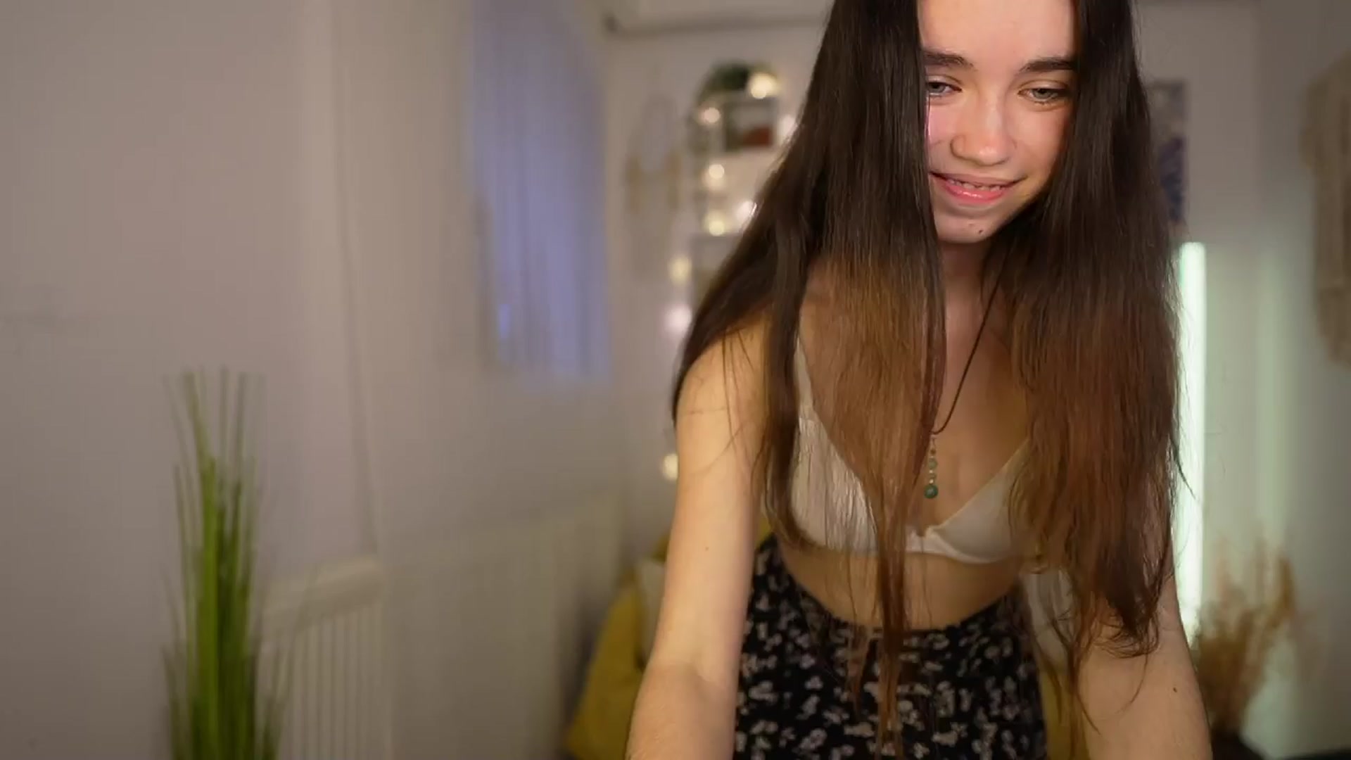 Gallery image thumbnail from Gia_Paige18's myfreecams stream on, 04/15/2024, 16:11 image 13 of 20
