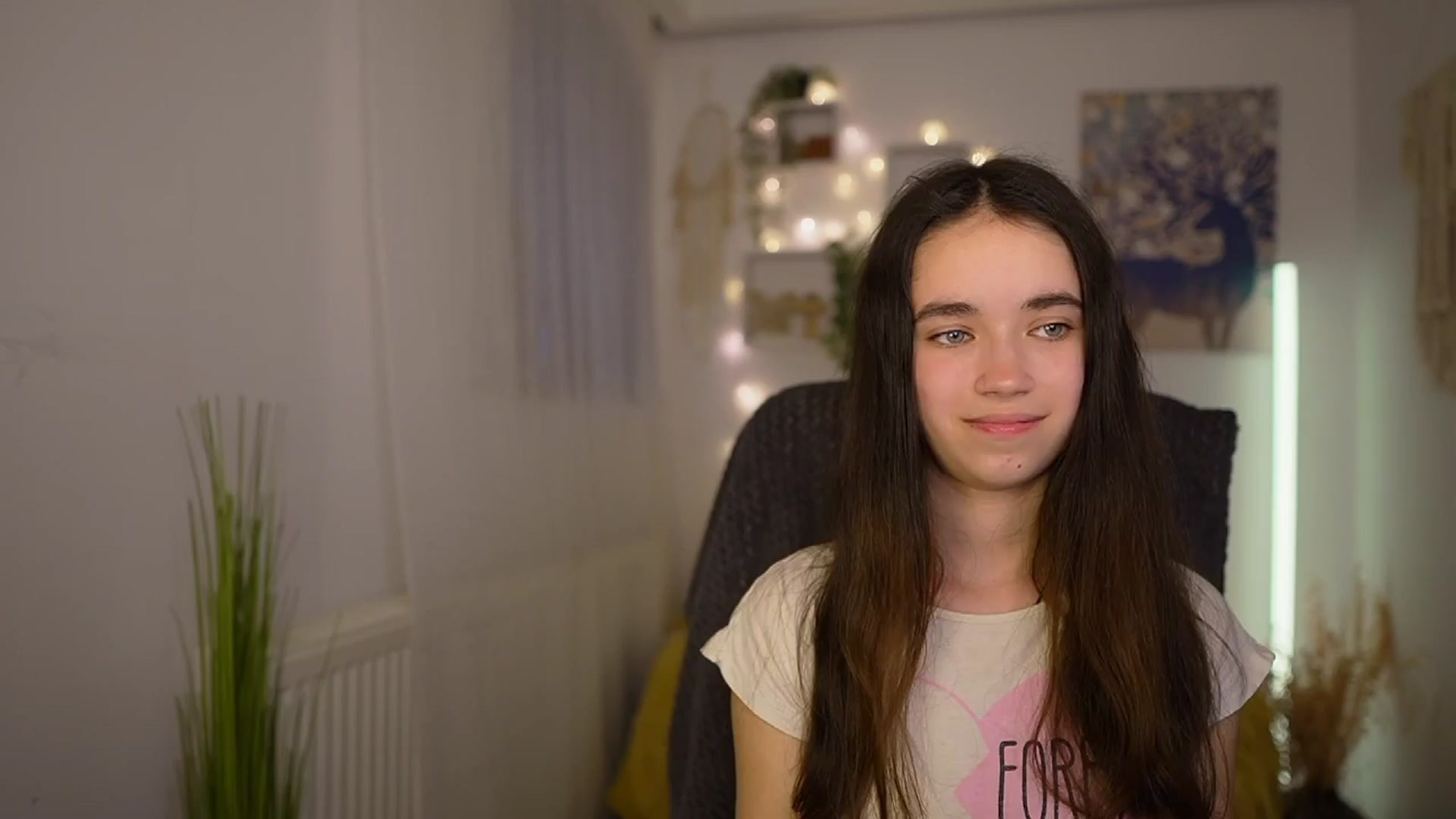 Gallery image thumbnail from Gia_Paige18's myfreecams stream on, 04/15/2024, 16:54 image 2 of 20