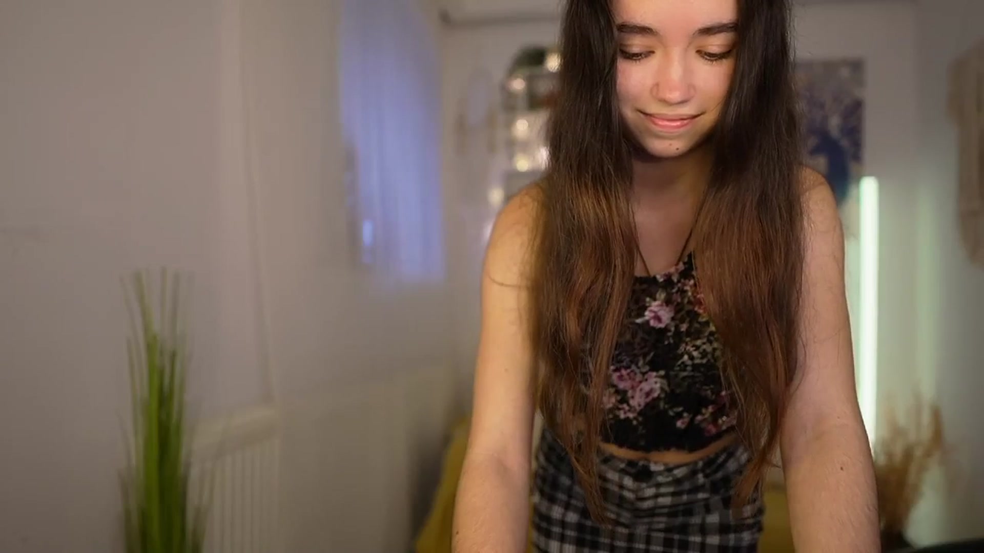 Gallery image thumbnail from Gia_Paige18's myfreecams stream on, 04/16/2024, 11:14 image 6 of 20