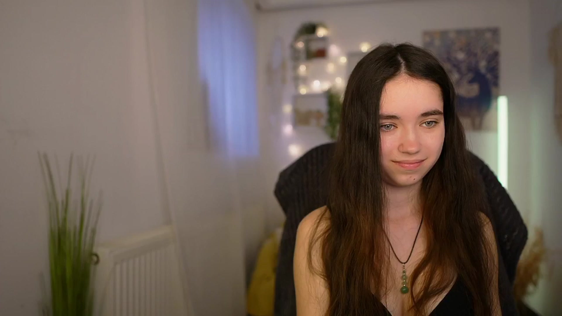 Gallery image thumbnail from Gia_Paige18's myfreecams stream on, 04/18/2024, 09:07 image 7 of 20
