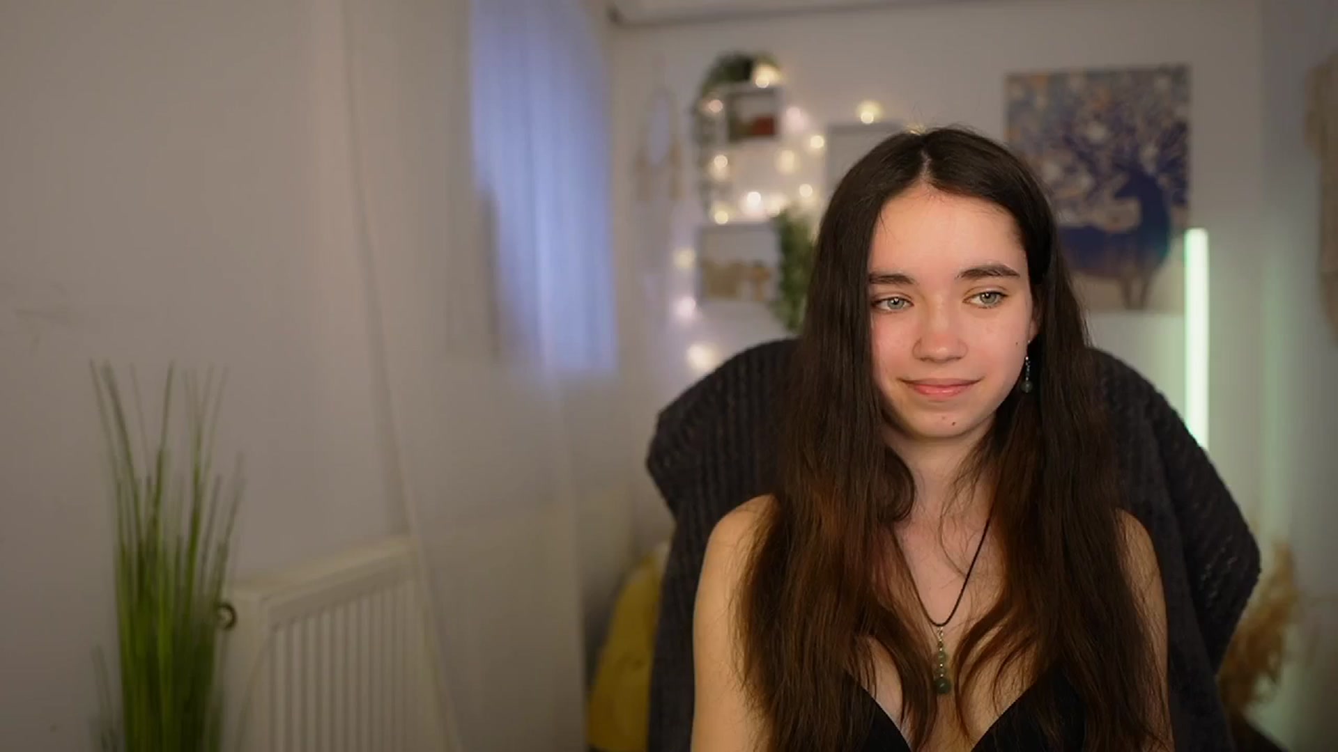 Gallery image thumbnail from Gia_Paige18's myfreecams stream on, 04/18/2024, 09:07 image 16 of 20
