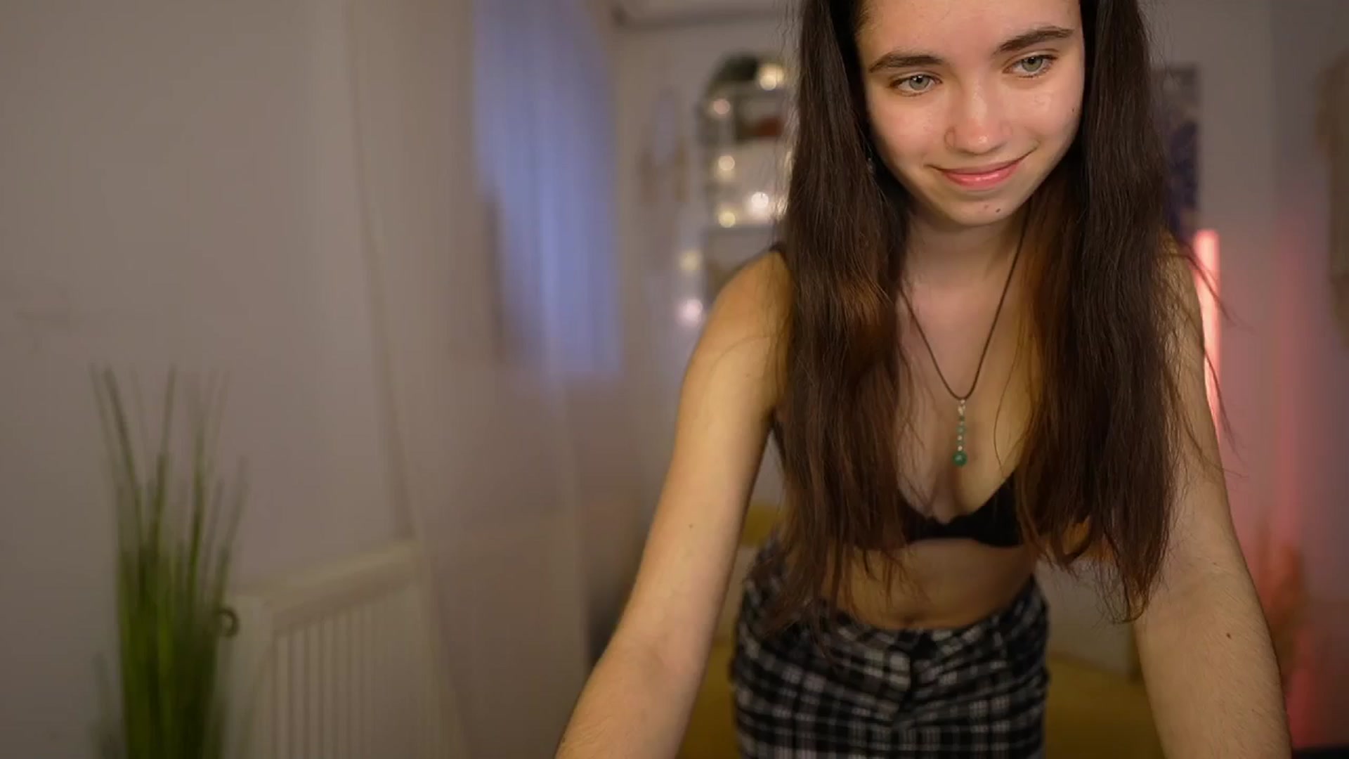 Gallery image thumbnail from Gia_Paige18's myfreecams stream on, 04/18/2024, 12:42 image 4 of 20