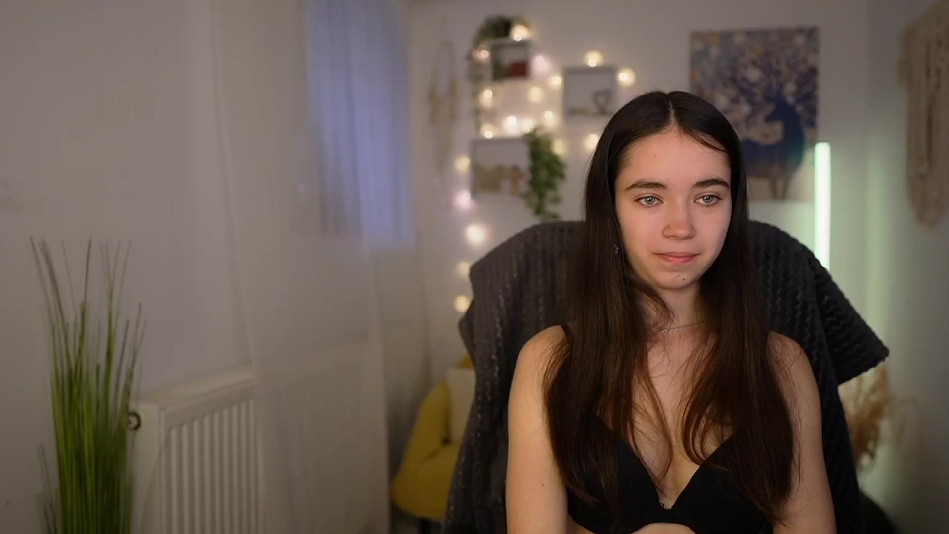 Gallery image thumbnail from Gia_Paige18's myfreecams stream on, 04/23/2024, 09:30 image 6 of 20