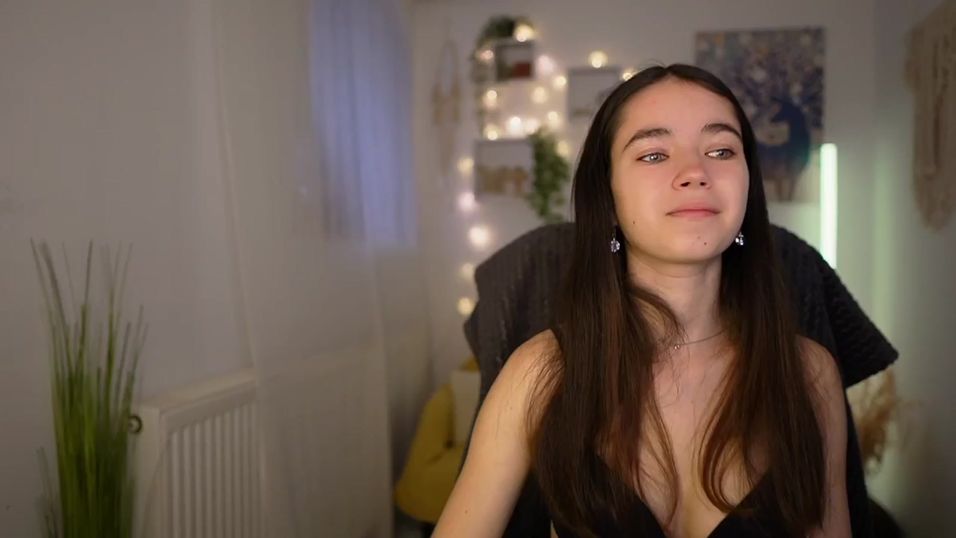 Gallery image thumbnail from Gia_Paige18's myfreecams stream on, 04/23/2024, 09:30 image 7 of 20