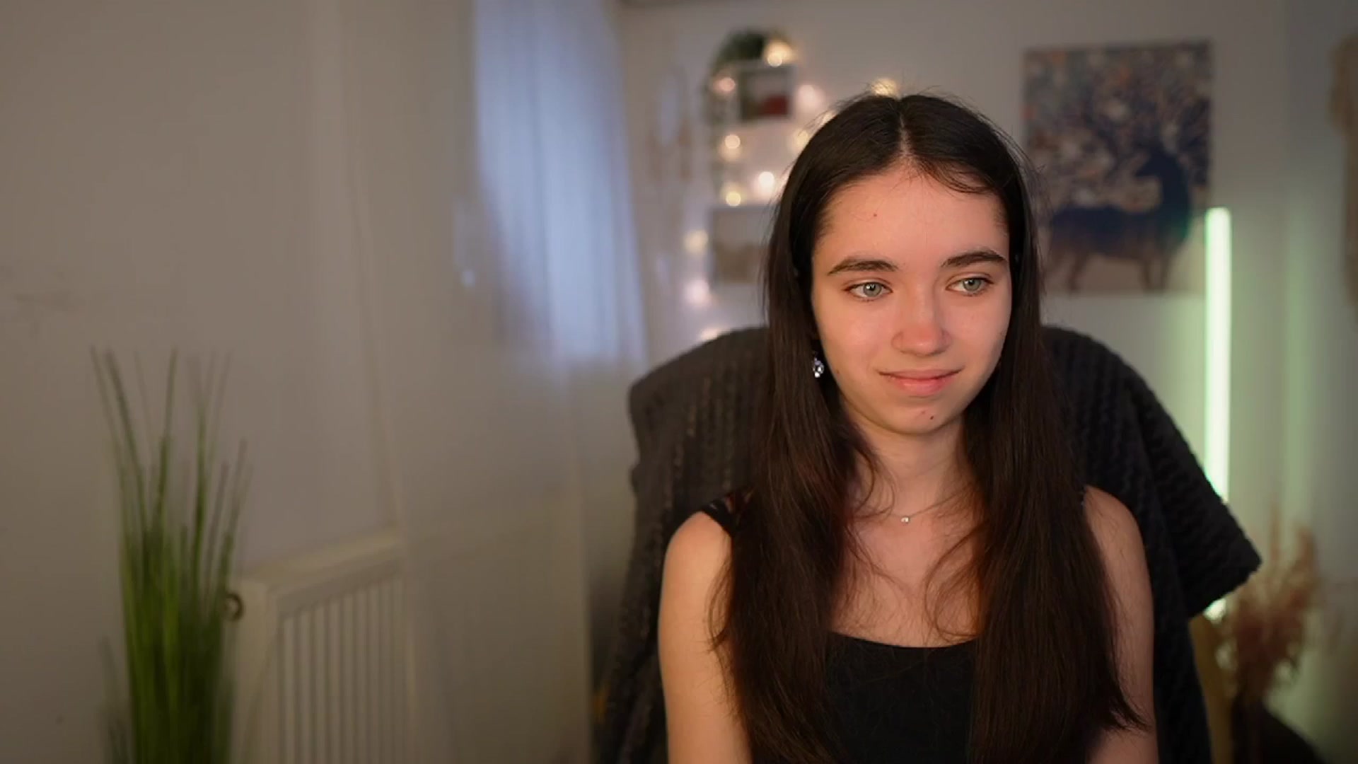 Gallery image thumbnail from Gia_Paige18's myfreecams stream on, 04/23/2024, 11:52 image 6 of 20