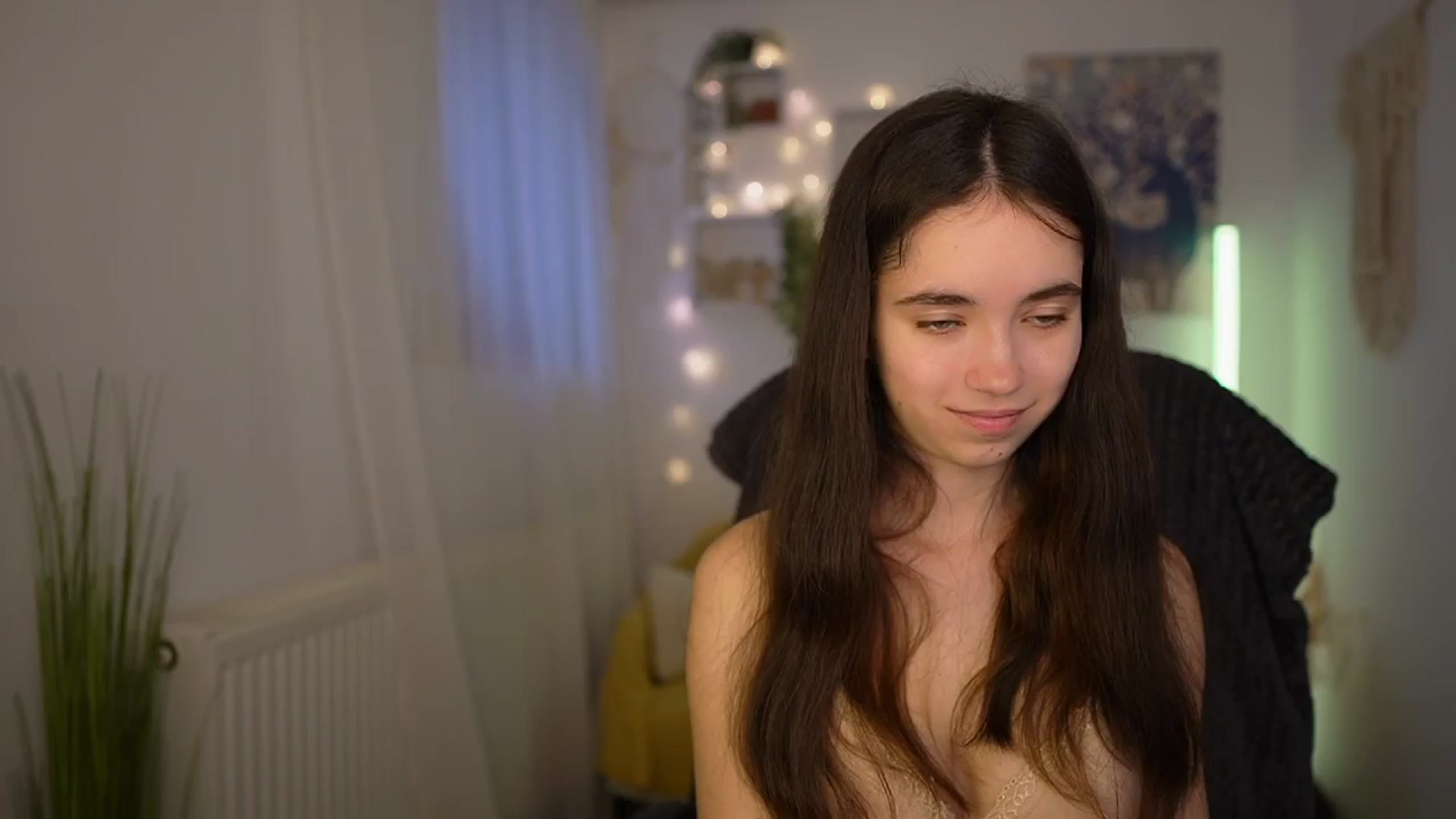 Gallery image thumbnail from Gia_Paige18's myfreecams stream on, 04/25/2024, 10:59 image 9 of 20