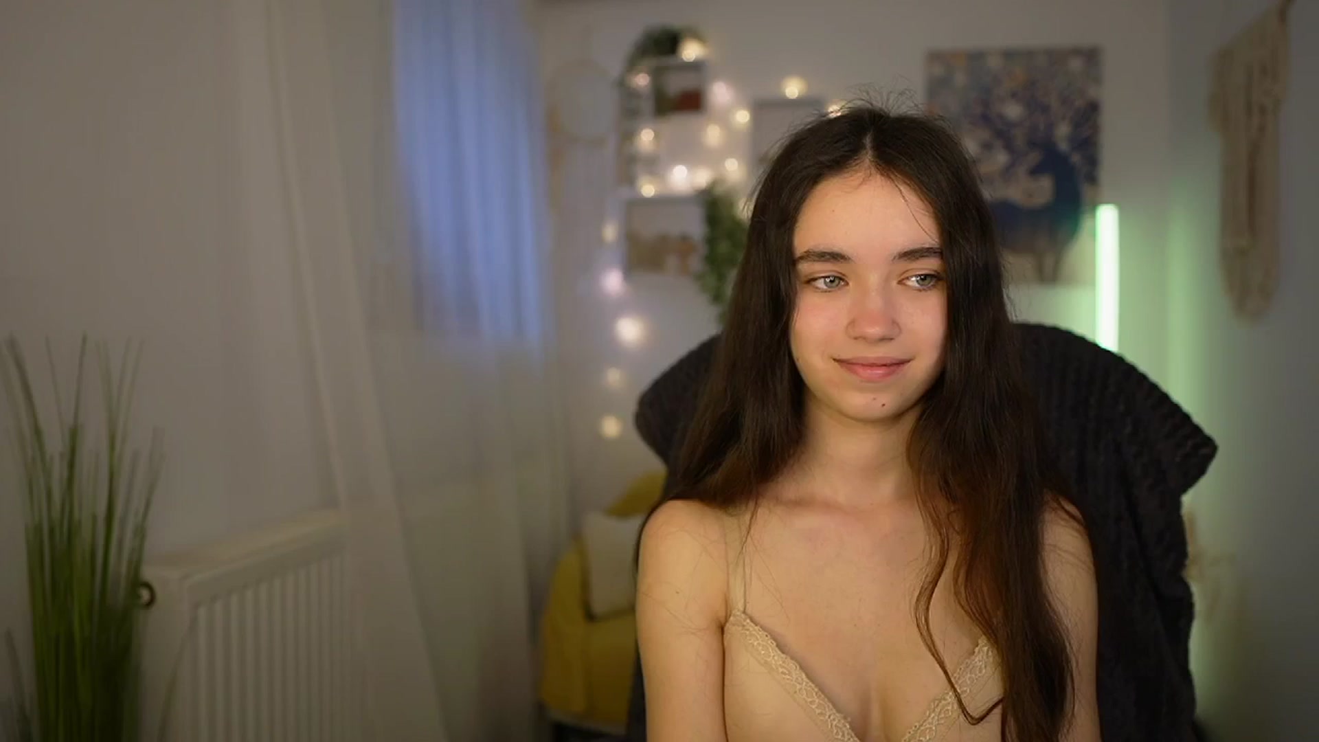 Gallery image thumbnail from Gia_Paige18's myfreecams stream on, 04/25/2024, 14:54 image 4 of 20