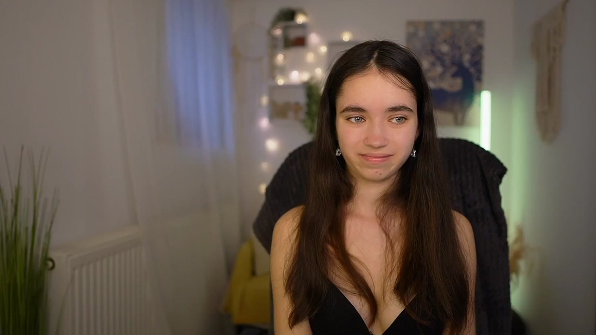Gallery image thumbnail from Gia_Paige18's myfreecams stream on, 04/29/2024, 09:59 image 13 of 20