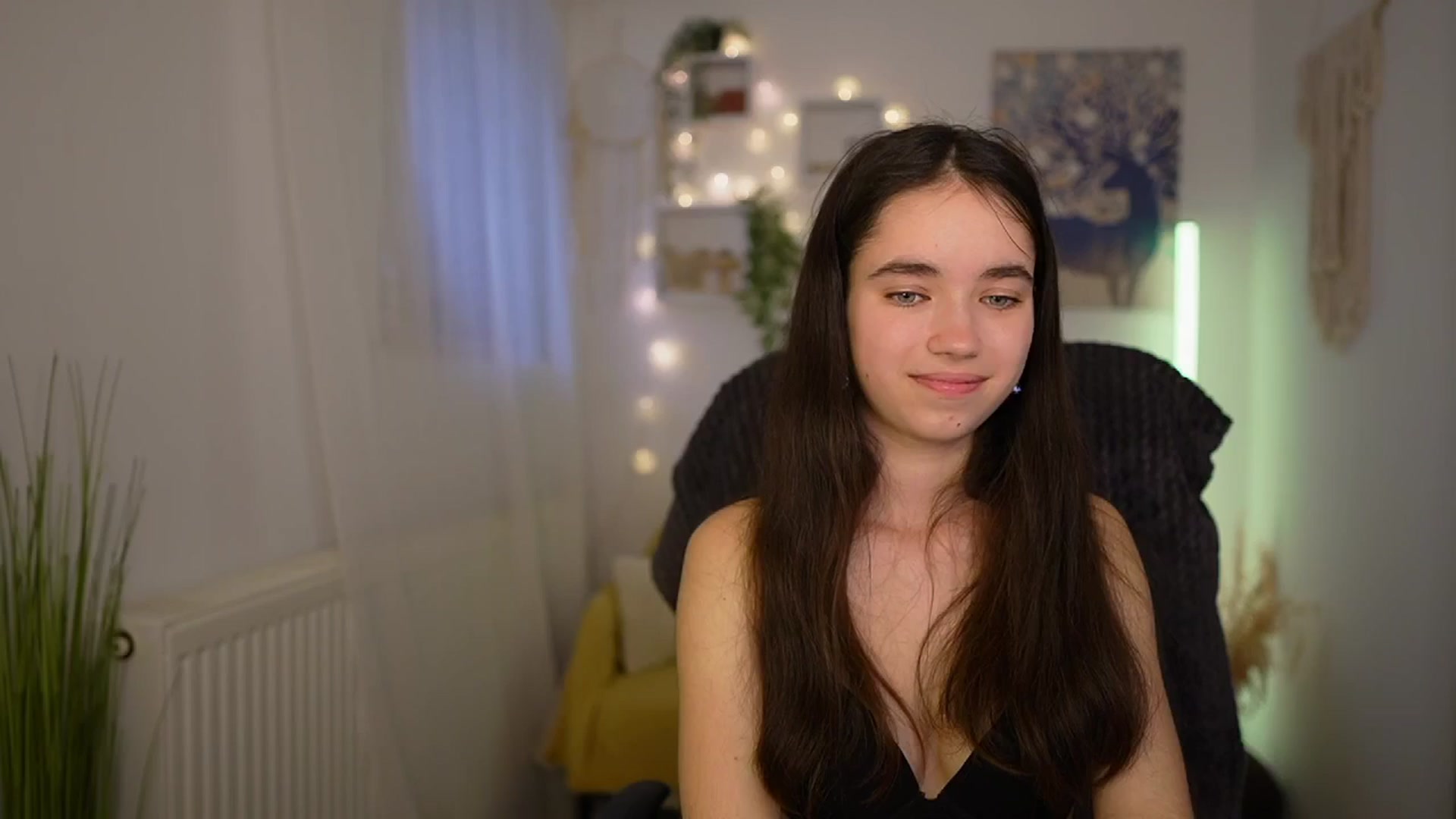 Gallery image thumbnail from Gia_Paige18's myfreecams stream on, 04/29/2024, 12:48 image 1 of 20
