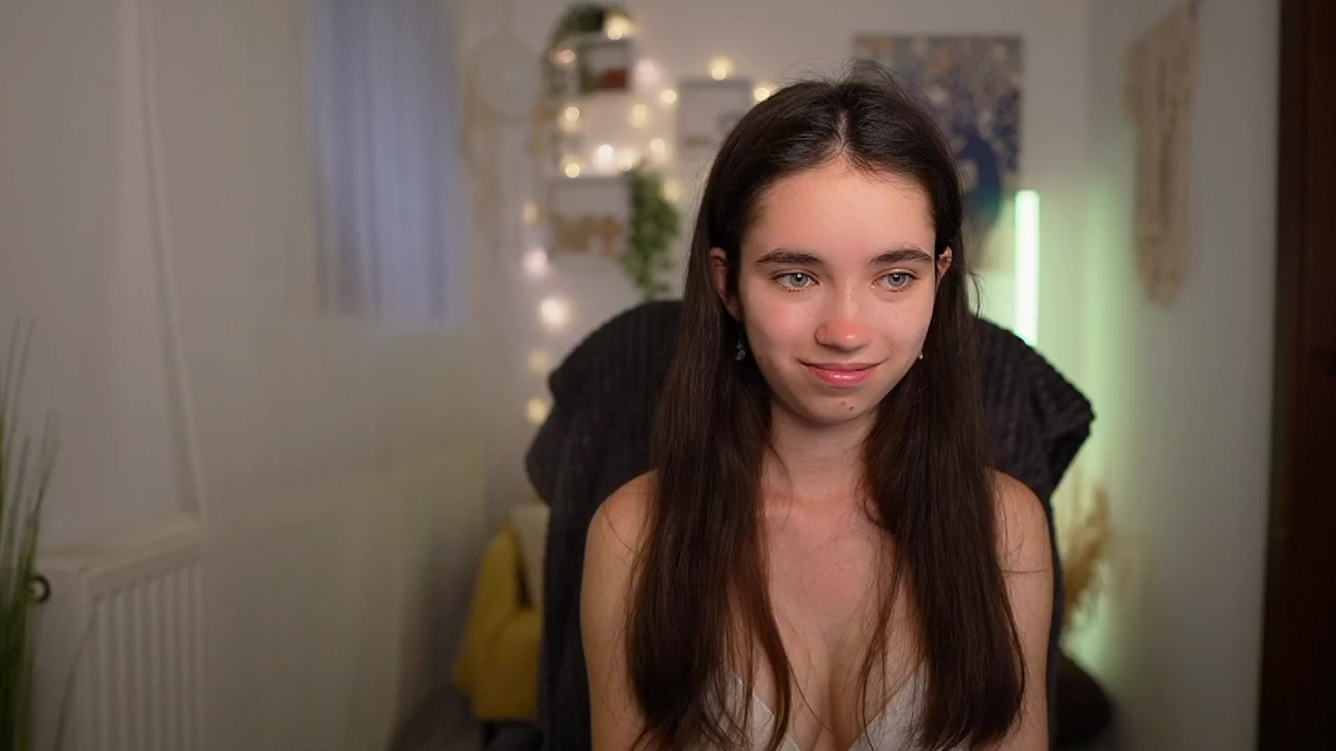 Gallery image thumbnail from Gia_Paige18's myfreecams stream on, 05/02/2024, 11:58 image 8 of 20