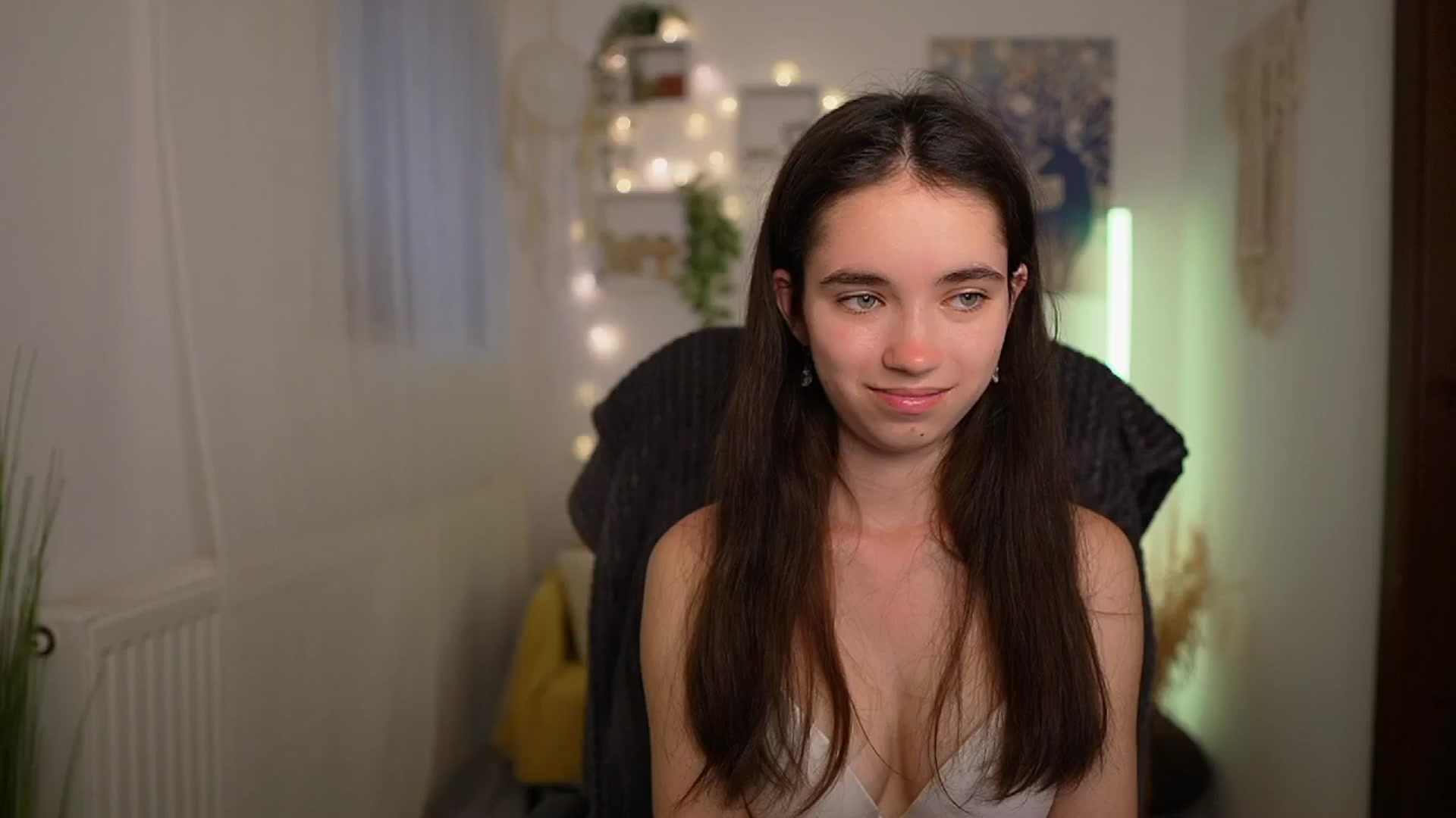 Gallery image thumbnail from Gia_Paige18's myfreecams stream on, 05/02/2024, 11:58 image 2 of 20