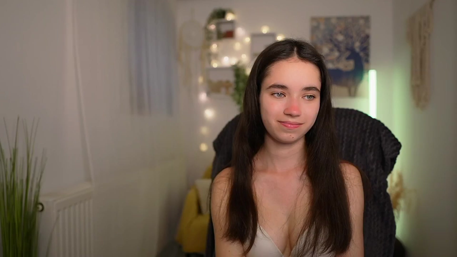 Gallery image thumbnail from Gia_Paige18's myfreecams stream on, 05/02/2024, 16:58 image 20 of 20