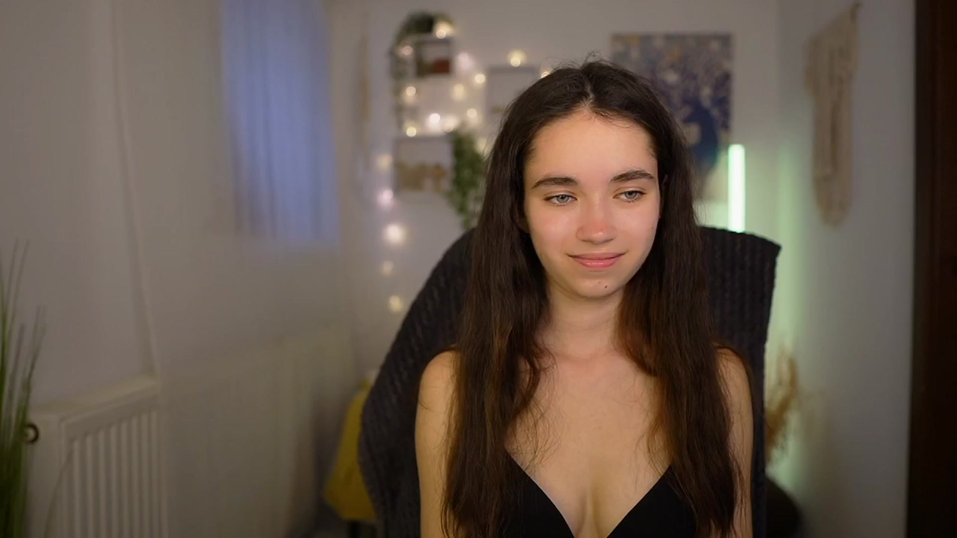 Gallery image thumbnail from Gia_Paige18's myfreecams stream on, 05/06/2024, 11:52 image 18 of 20