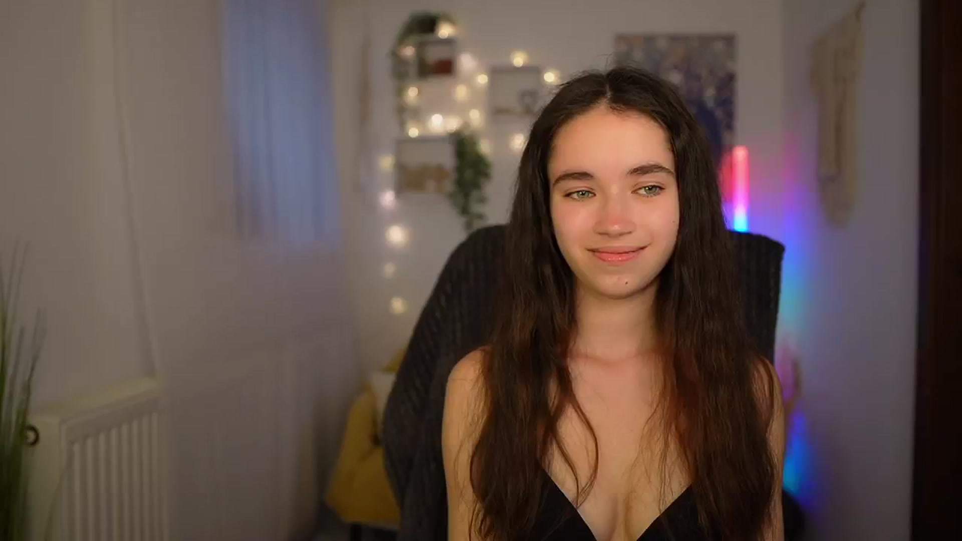 Gallery image thumbnail from Gia_Paige18's myfreecams stream on, 05/06/2024, 12:58 image 18 of 20