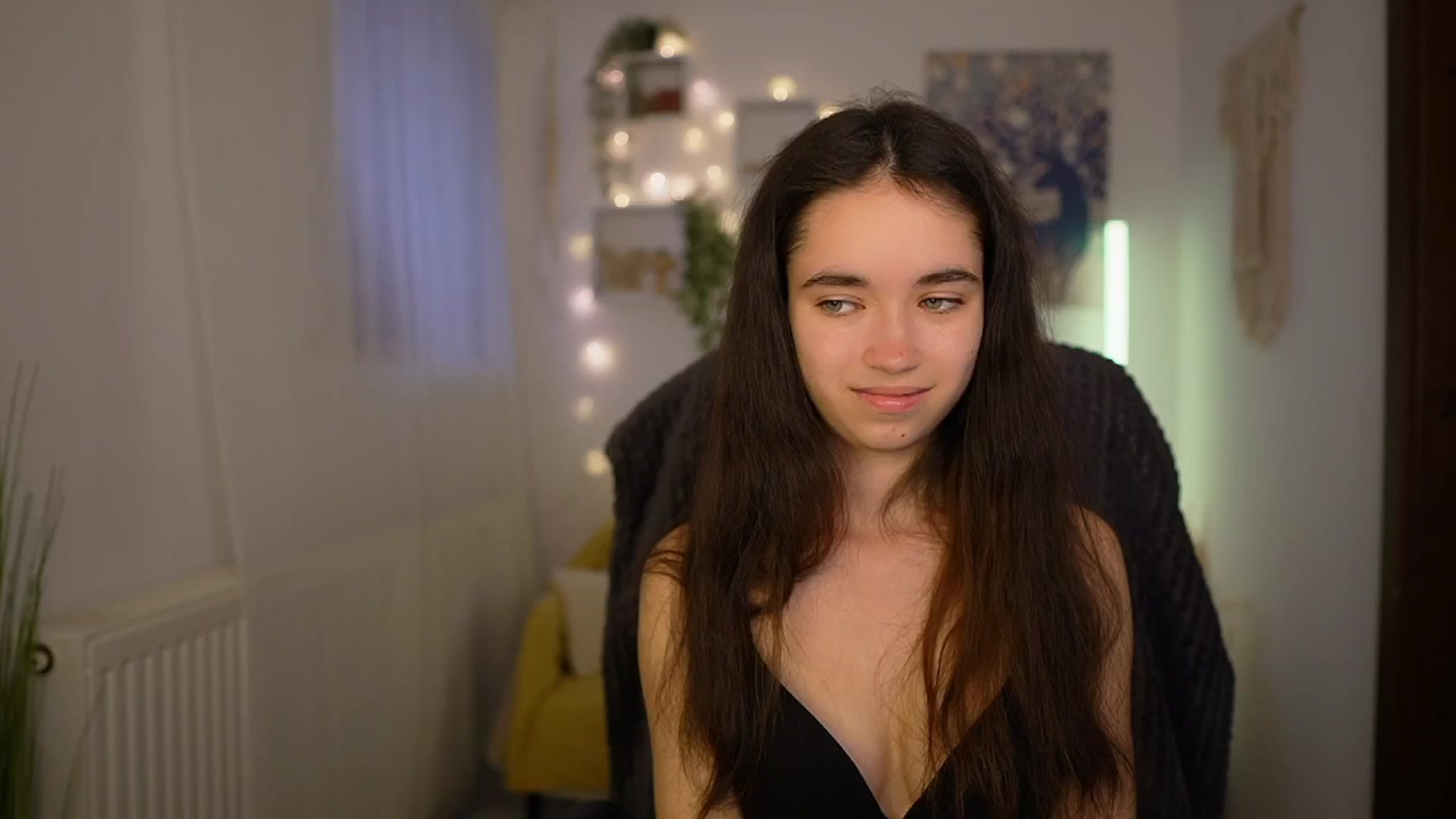 Gallery image thumbnail from Gia_Paige18's myfreecams stream on, 05/07/2024, 10:35 image 13 of 20