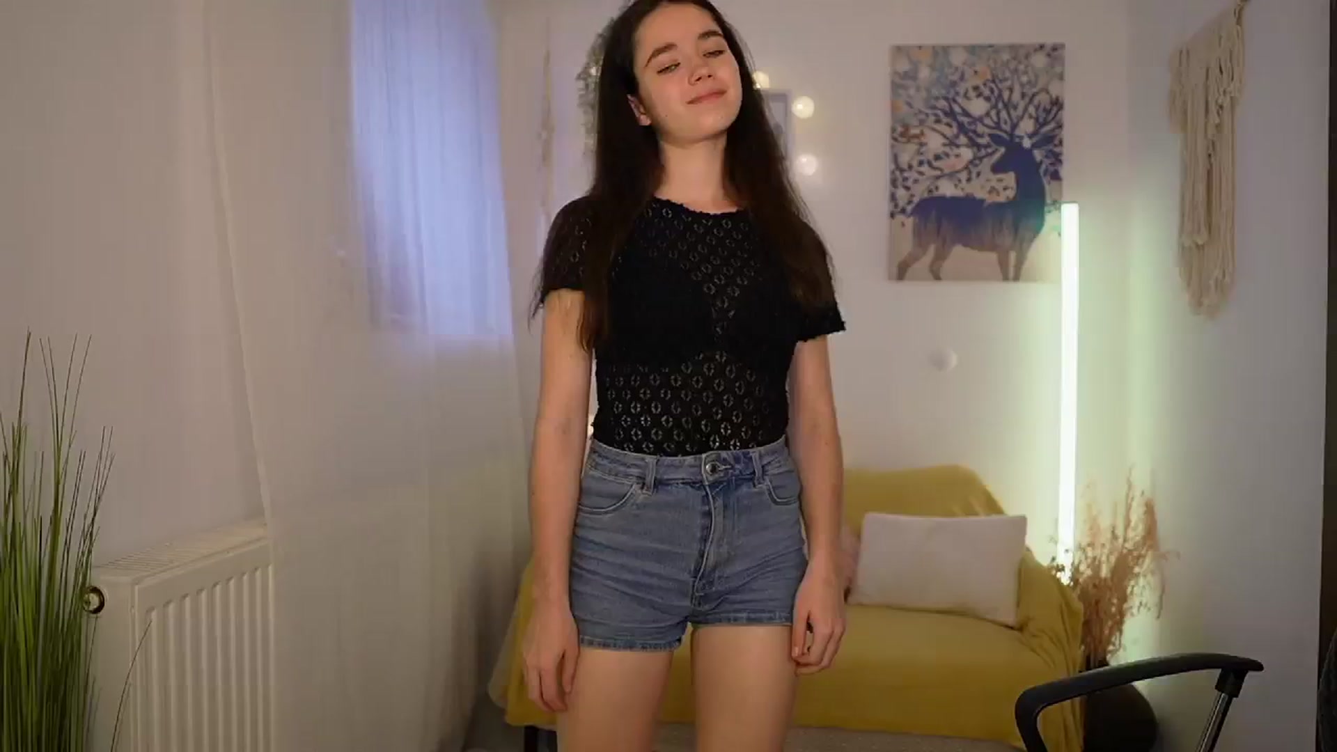 Gallery image thumbnail from Gia_Paige18's myfreecams stream on, 05/07/2024, 12:45 image 9 of 20