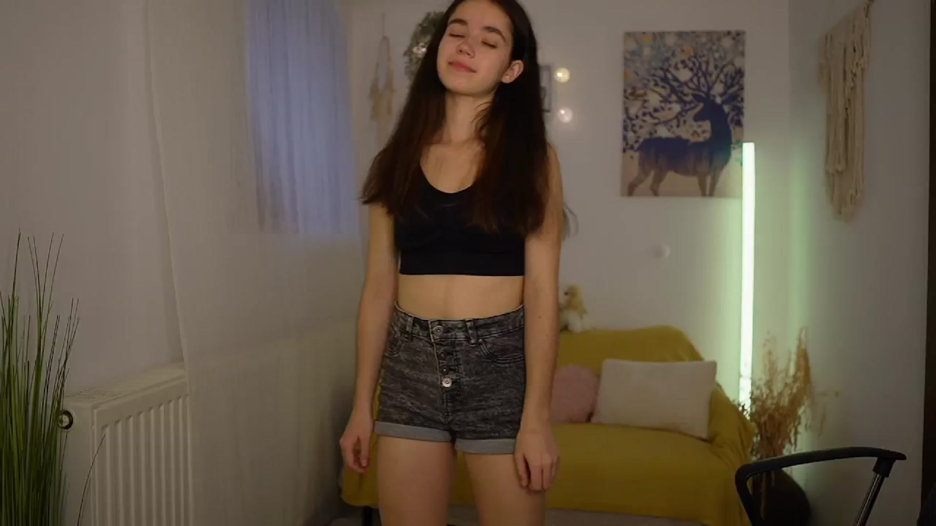 Gallery image thumbnail from Gia_Paige18's myfreecams stream on, 05/08/2024, 08:26 image 17 of 20