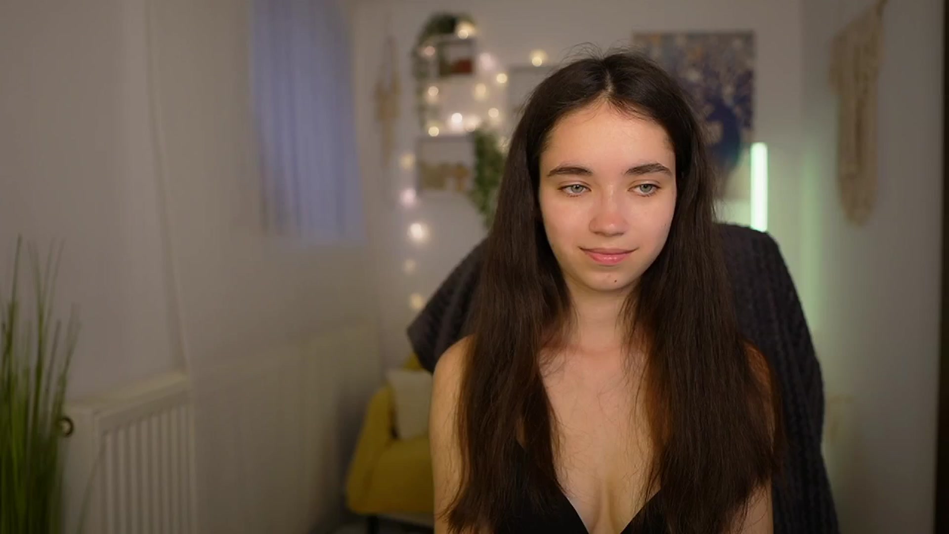 Gallery image thumbnail from Gia_Paige18's myfreecams stream on, 05/08/2024, 09:05 image 19 of 20