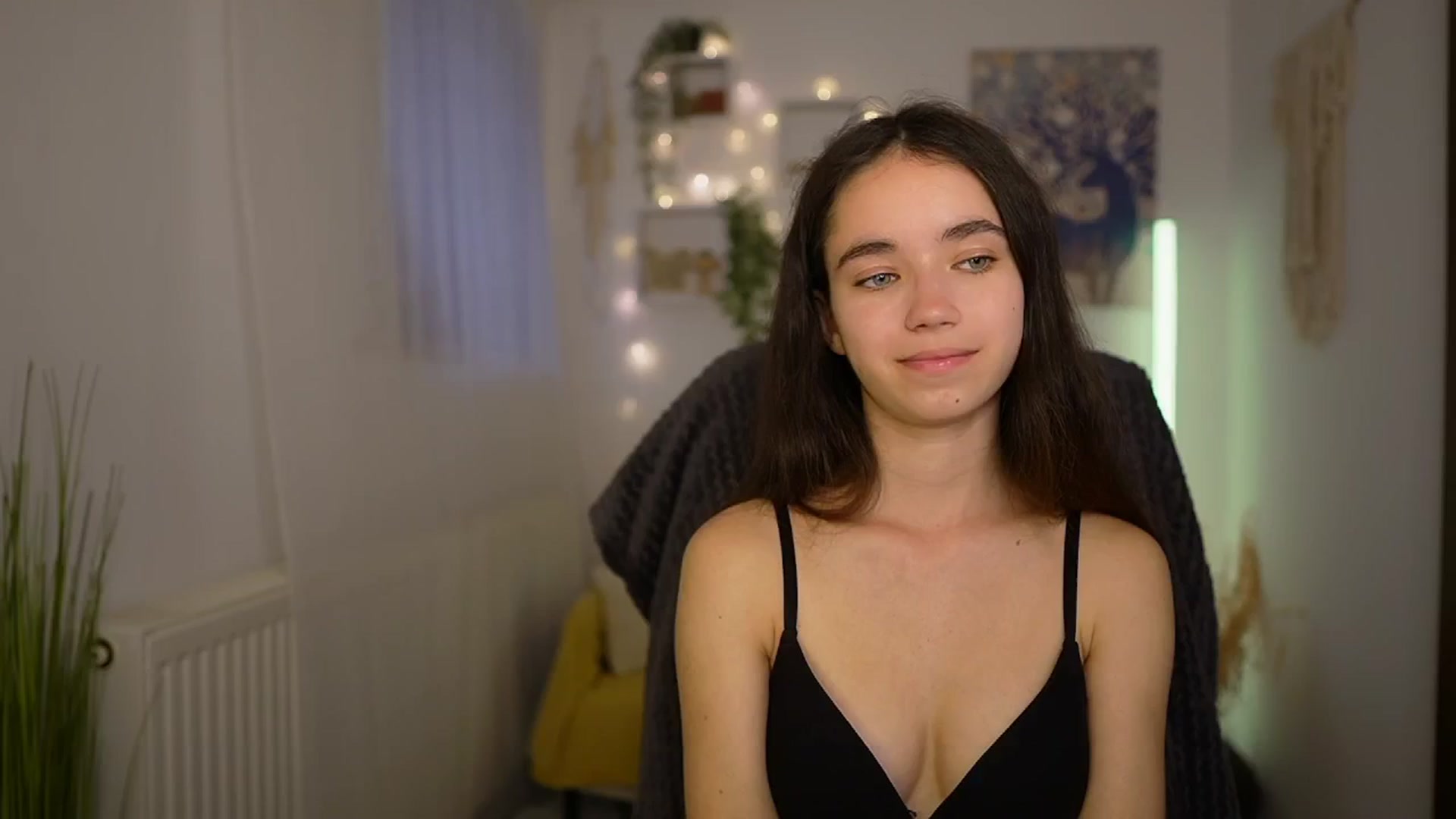 Gallery image thumbnail from Gia_Paige18's myfreecams stream on, 05/08/2024, 11:12 image 2 of 20
