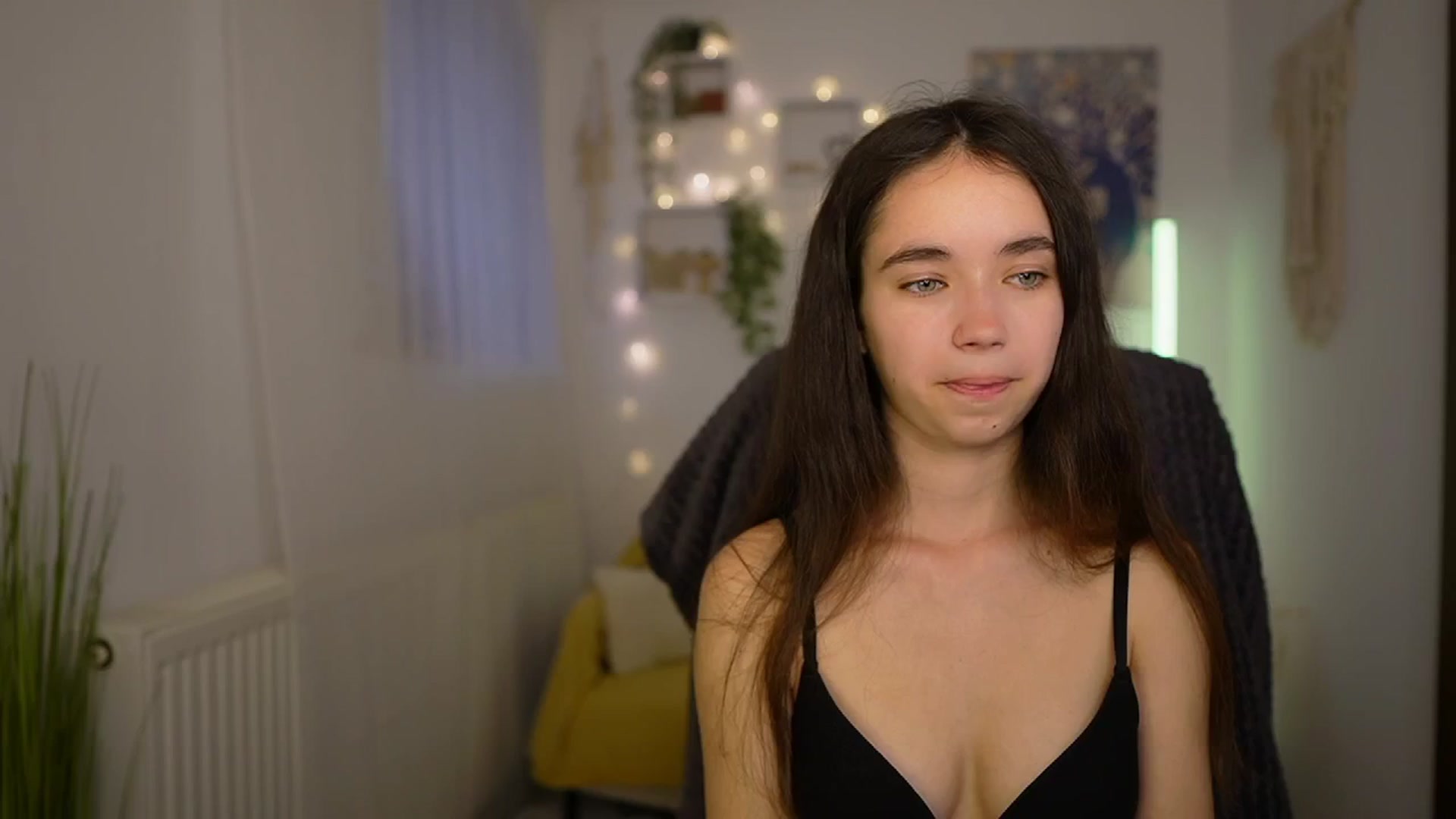 Gallery image thumbnail from Gia_Paige18's myfreecams stream on, 05/08/2024, 11:12 image 6 of 20