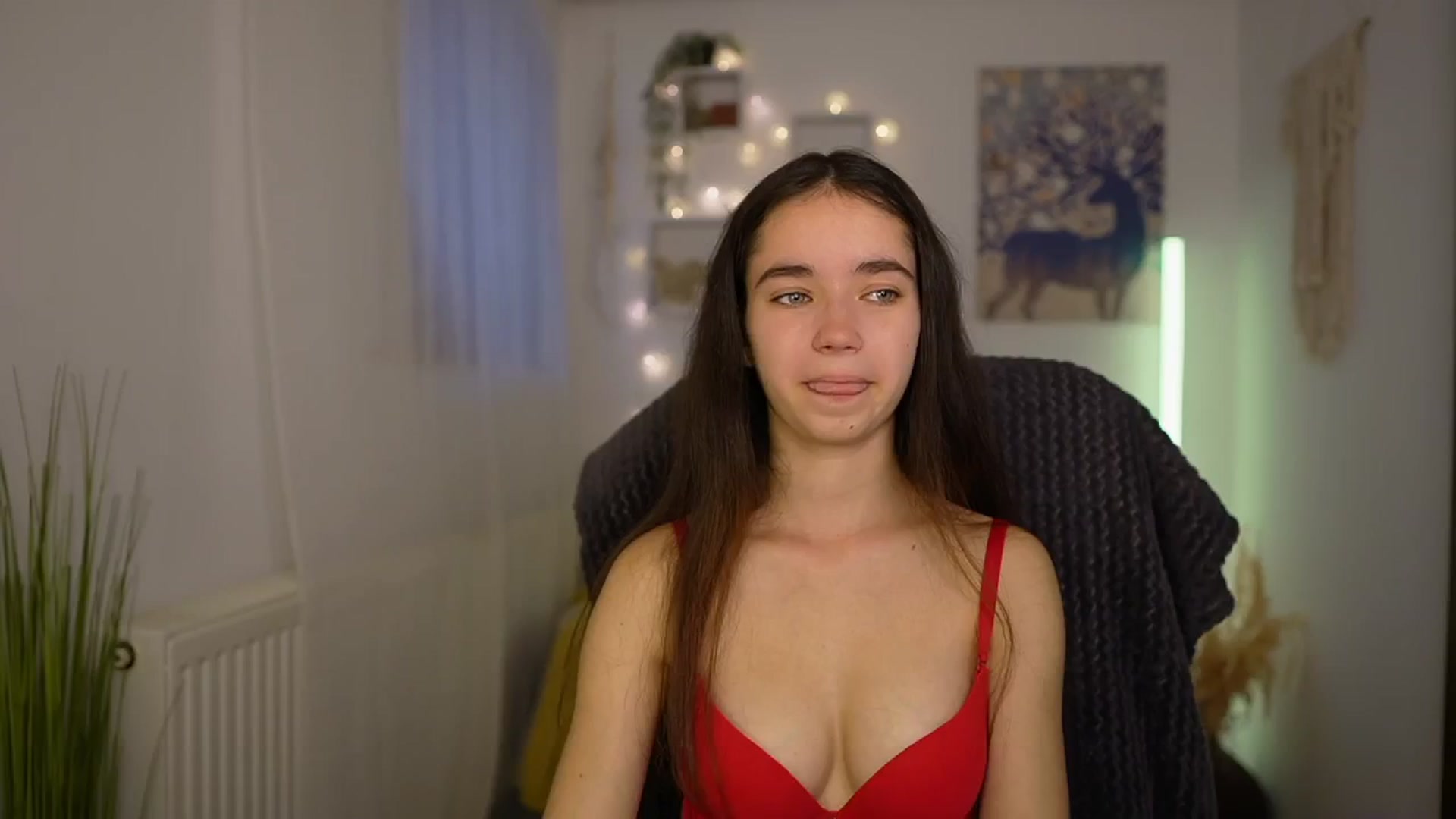 Gallery image thumbnail from Gia_Paige18's myfreecams stream on, 05/10/2024, 09:22 image 16 of 20