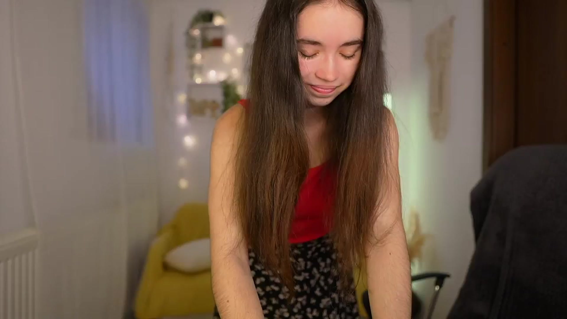 Gallery image thumbnail from Gia_Paige18's myfreecams stream on, 05/10/2024, 09:22 image 2 of 20
