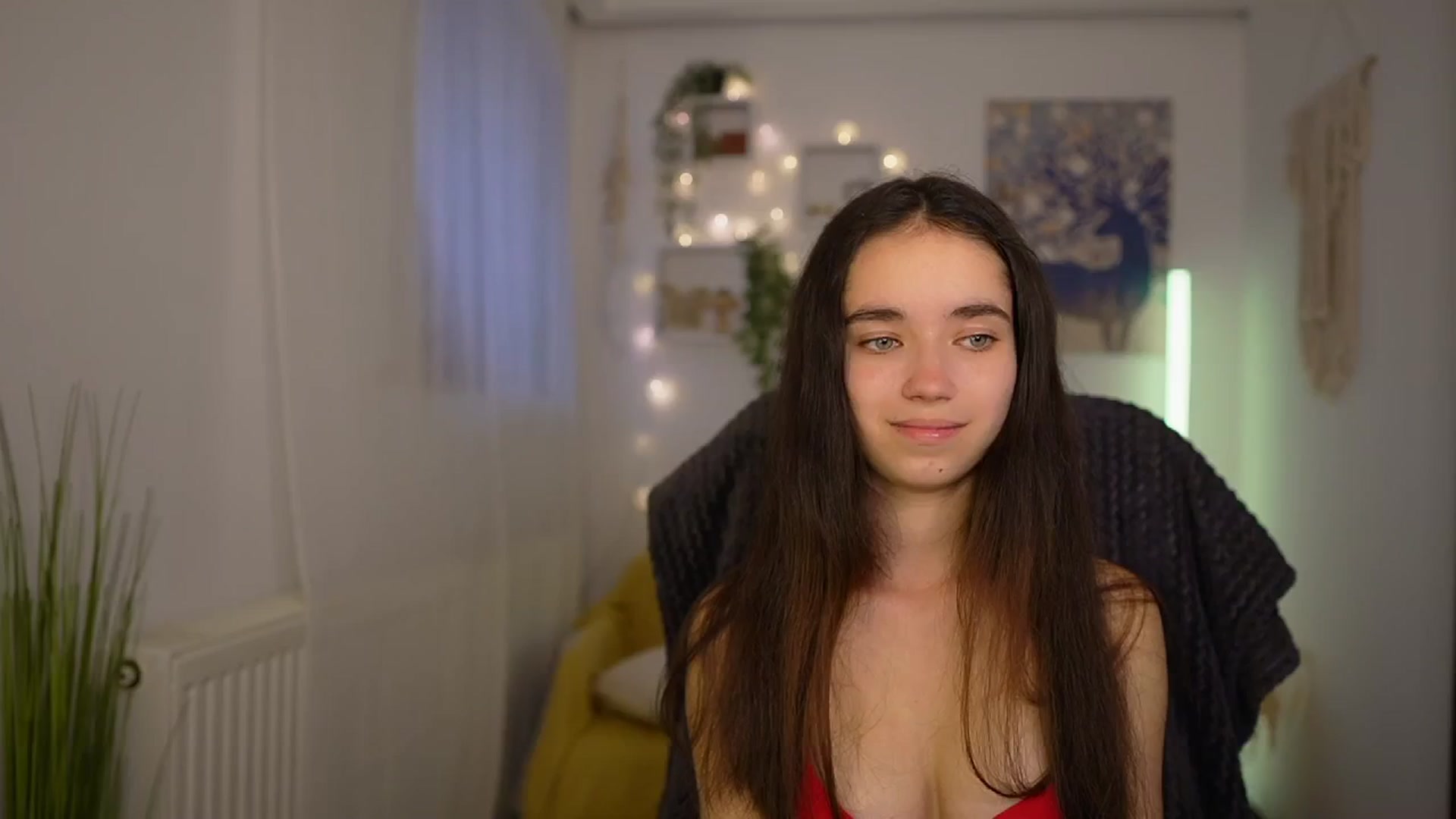 Gallery image thumbnail from Gia_Paige18's myfreecams stream on, 05/10/2024, 12:29 image 10 of 20
