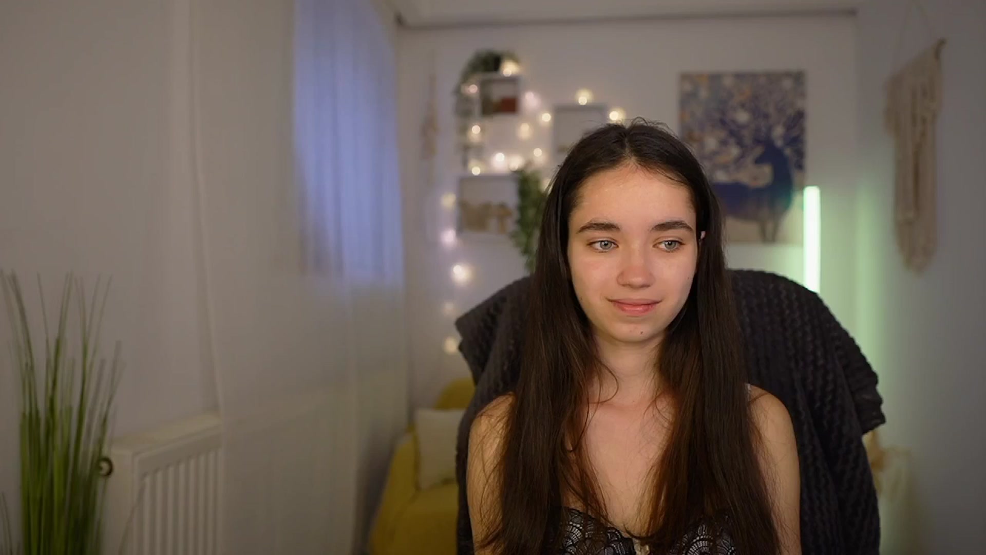 Gallery image thumbnail from Gia_Paige18's myfreecams stream on, 05/12/2024, 12:36 image 11 of 20