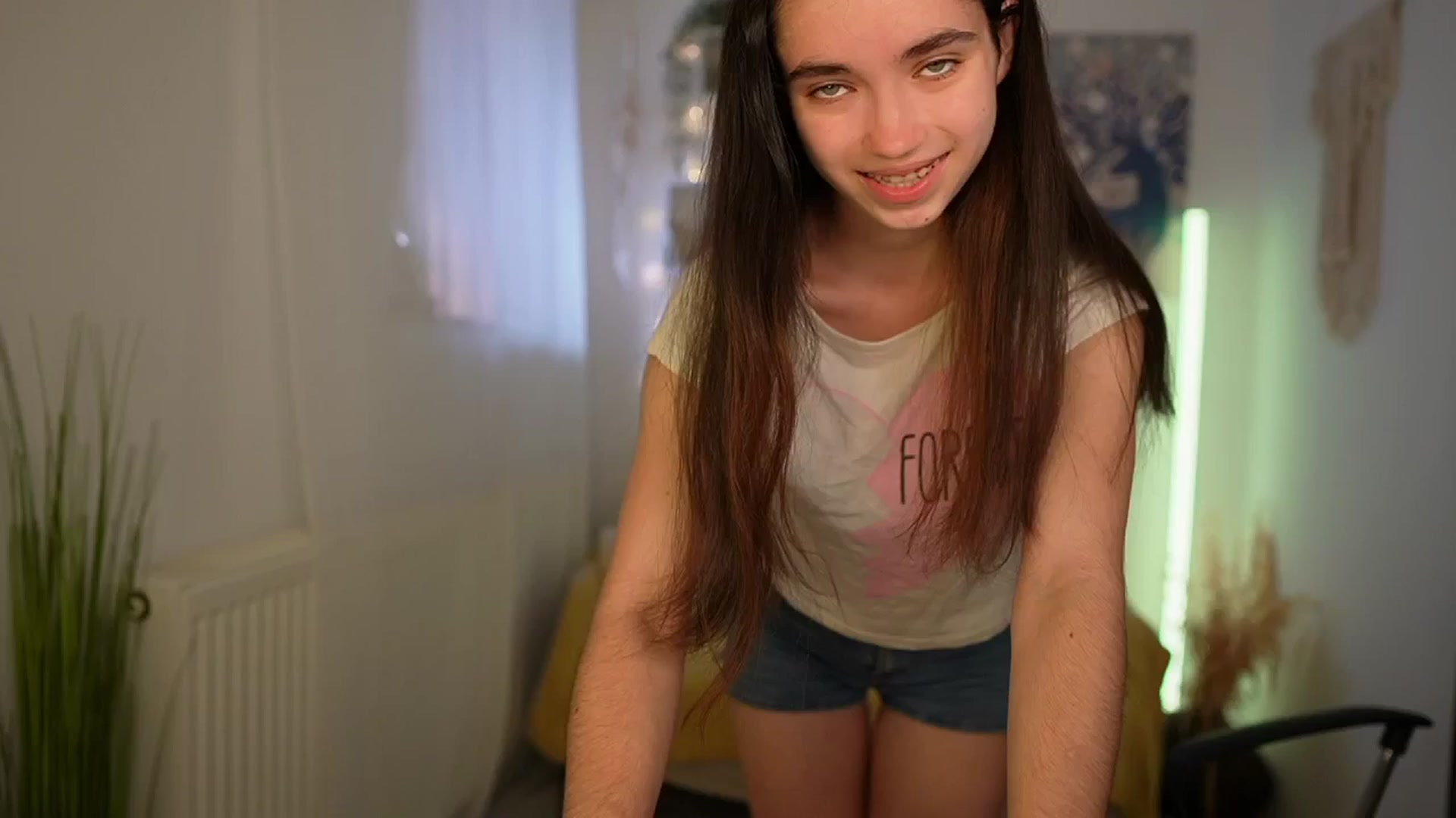 Gallery image thumbnail from Gia_Paige18's myfreecams stream on, 05/12/2024, 14:48 image 7 of 20