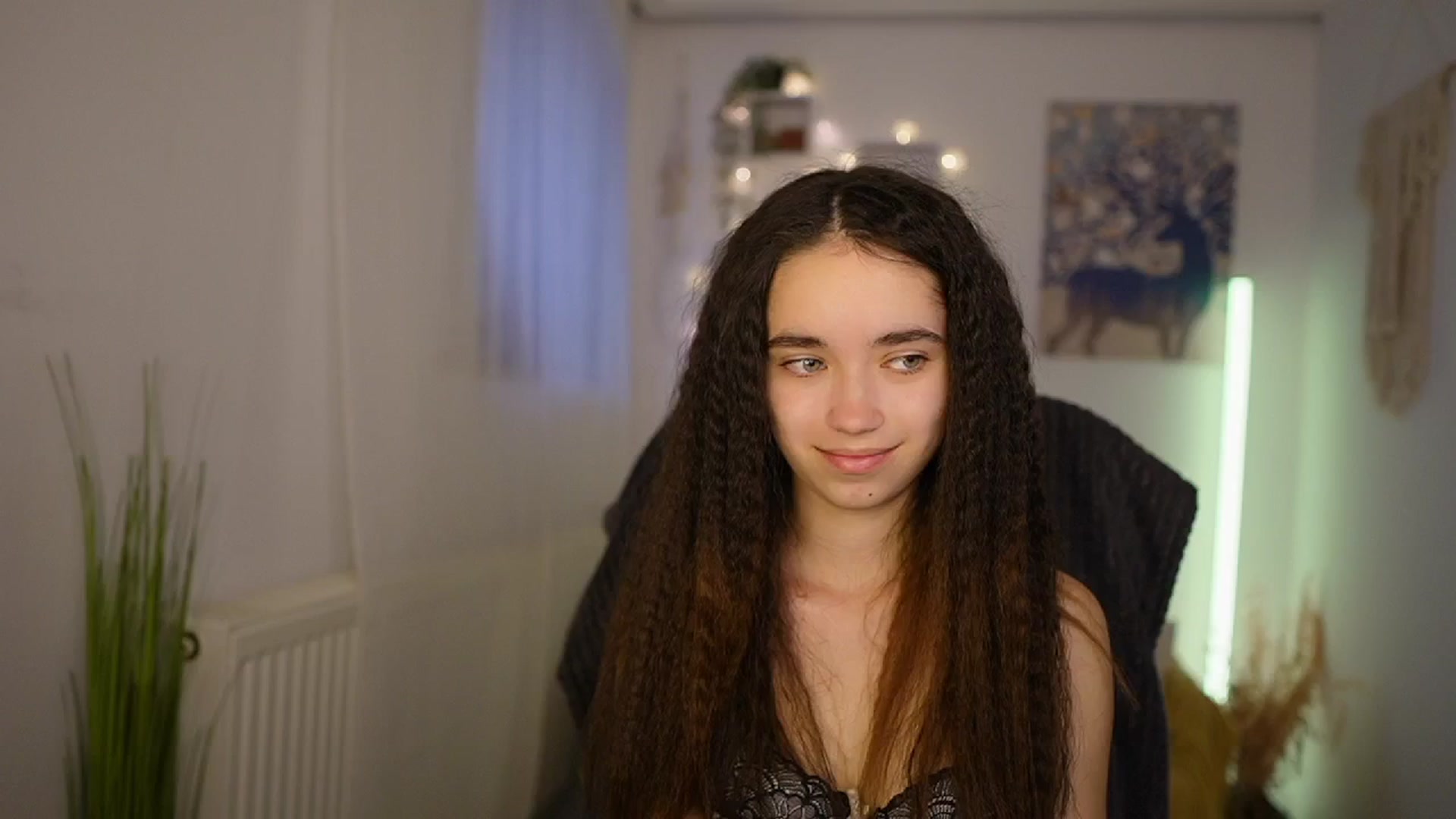 Gallery image thumbnail from Gia_Paige18's myfreecams stream on, 05/13/2024, 10:02 image 9 of 20