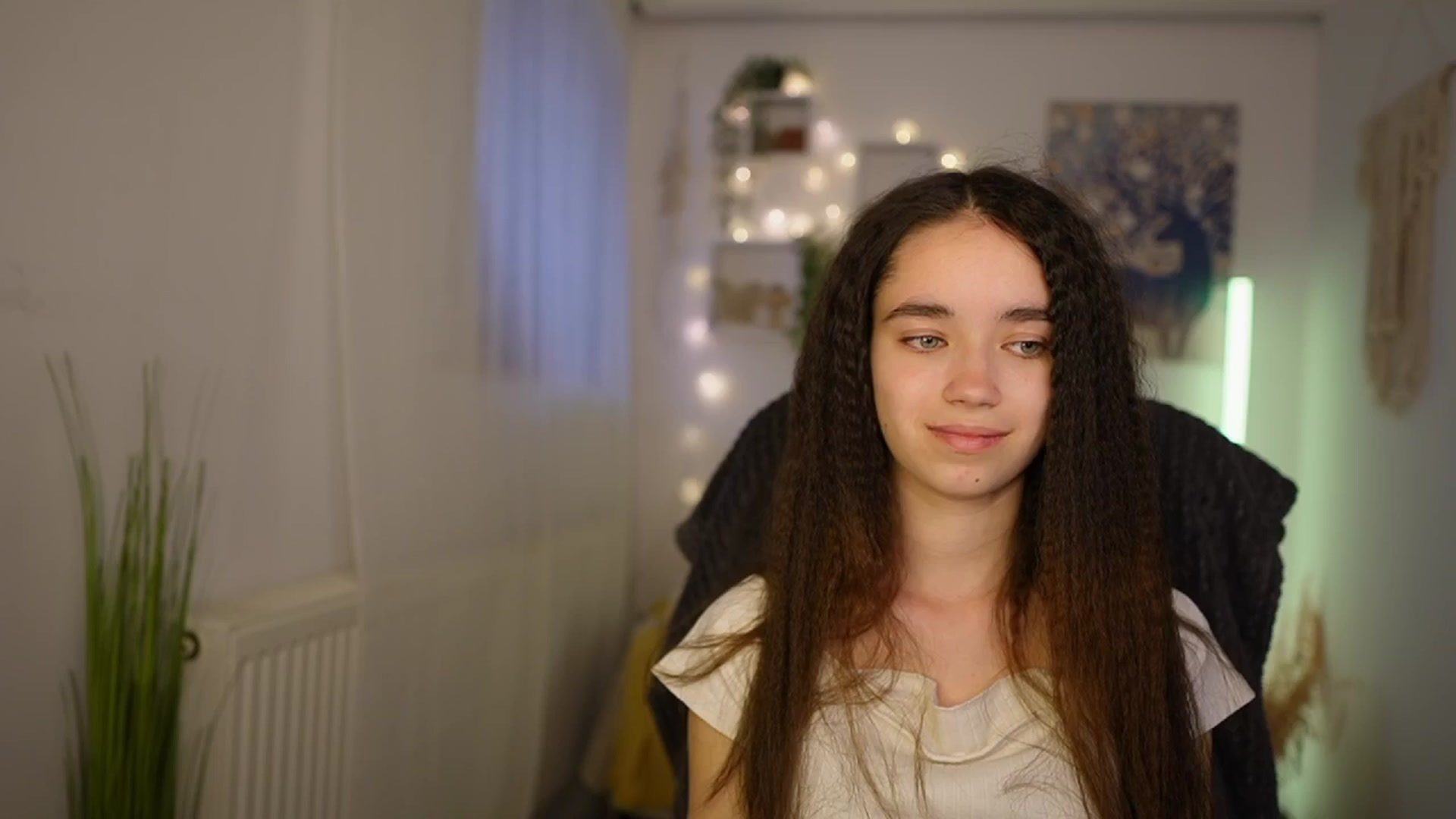 Gallery image thumbnail from Gia_Paige18's myfreecams stream on, 05/13/2024, 12:00 image 19 of 20