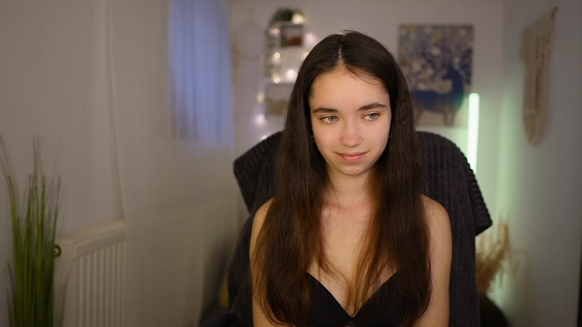 Gallery image thumbnail from Gia_Paige18's myfreecams stream on, 05/15/2024, 09:40 image 20 of 20