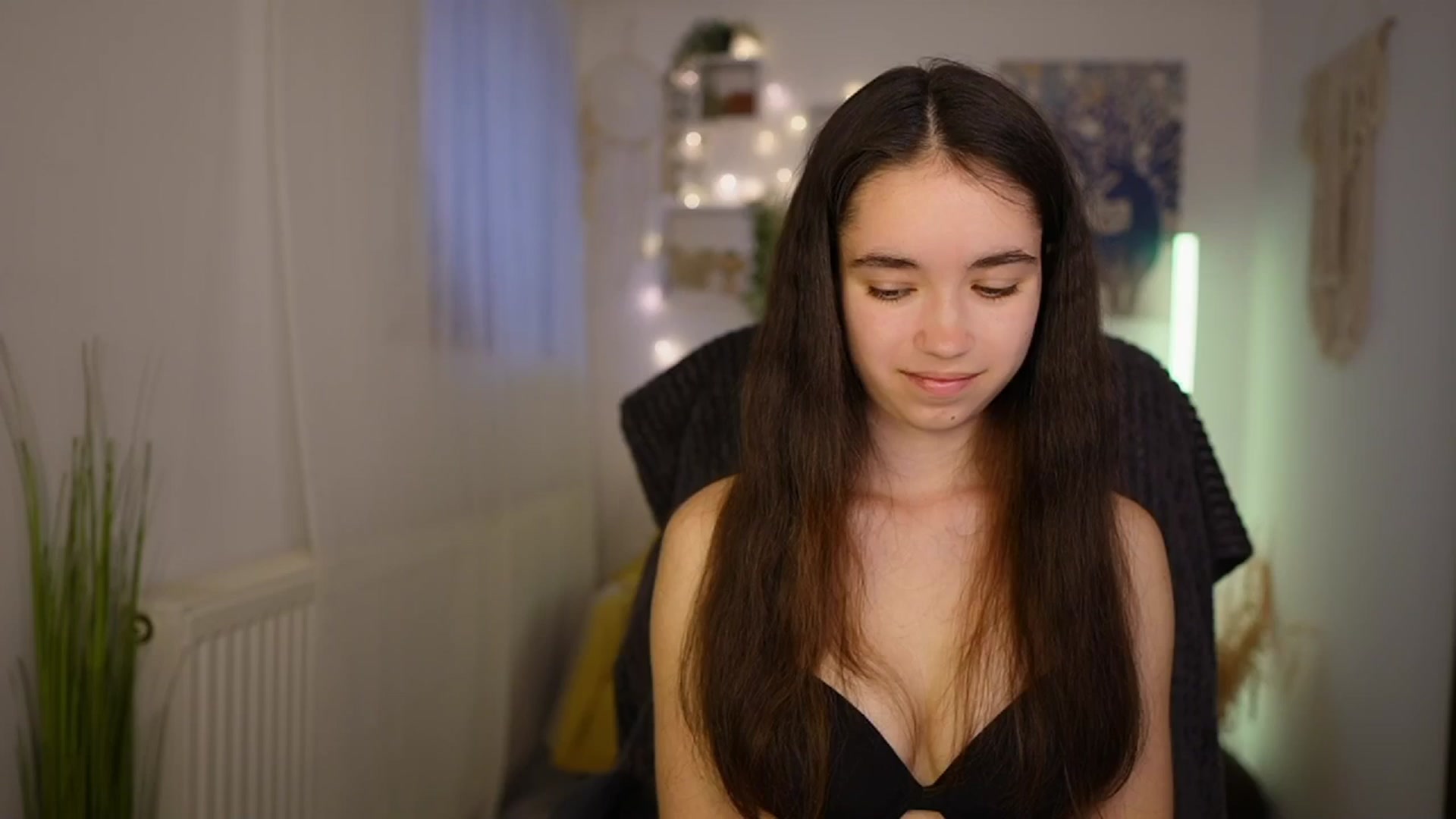 Gallery image thumbnail from Gia_Paige18's myfreecams stream on, 05/15/2024, 09:40 image 17 of 20