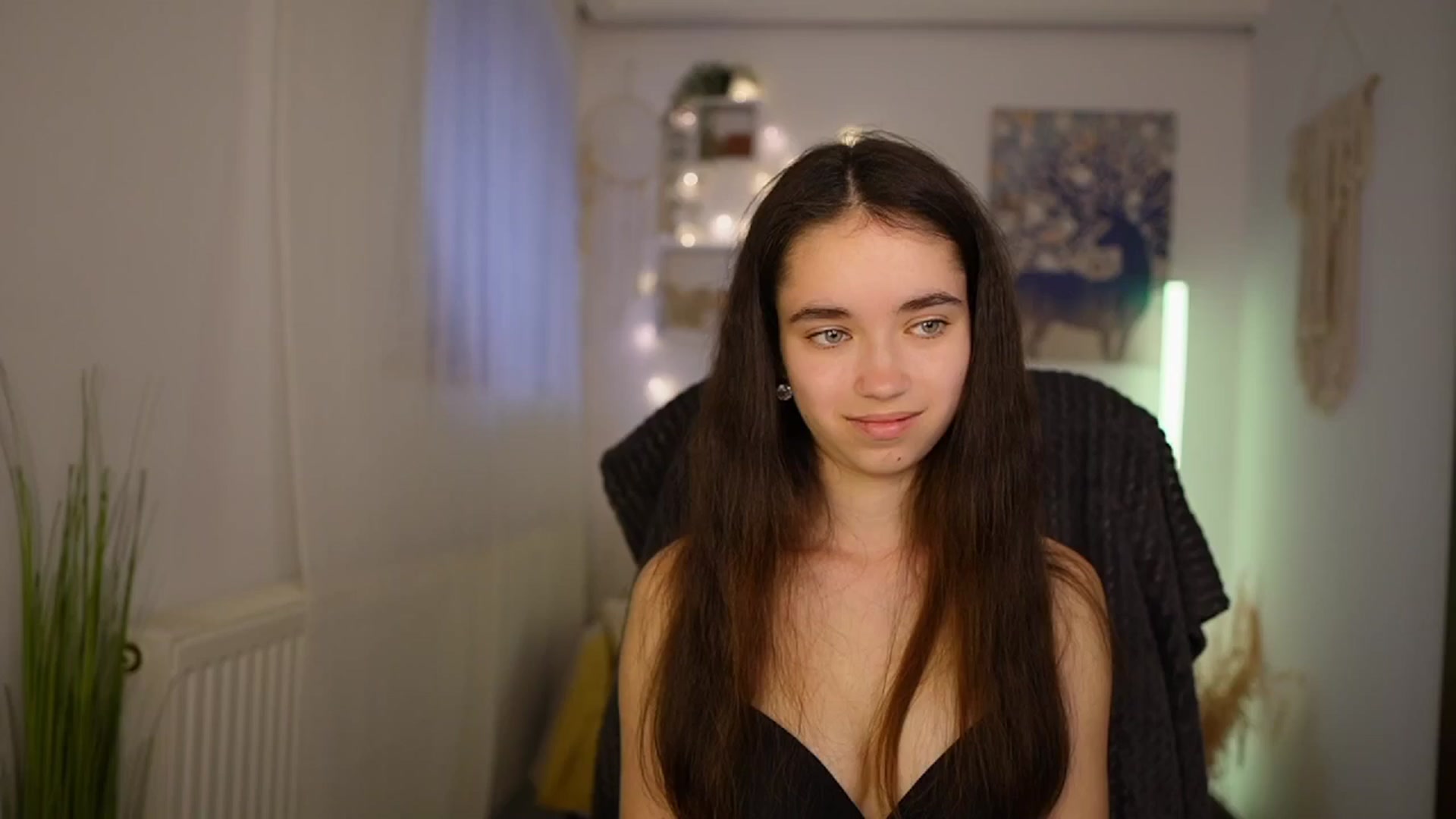 Gallery image thumbnail from Gia_Paige18's myfreecams stream on, 05/15/2024, 11:52 image 20 of 20