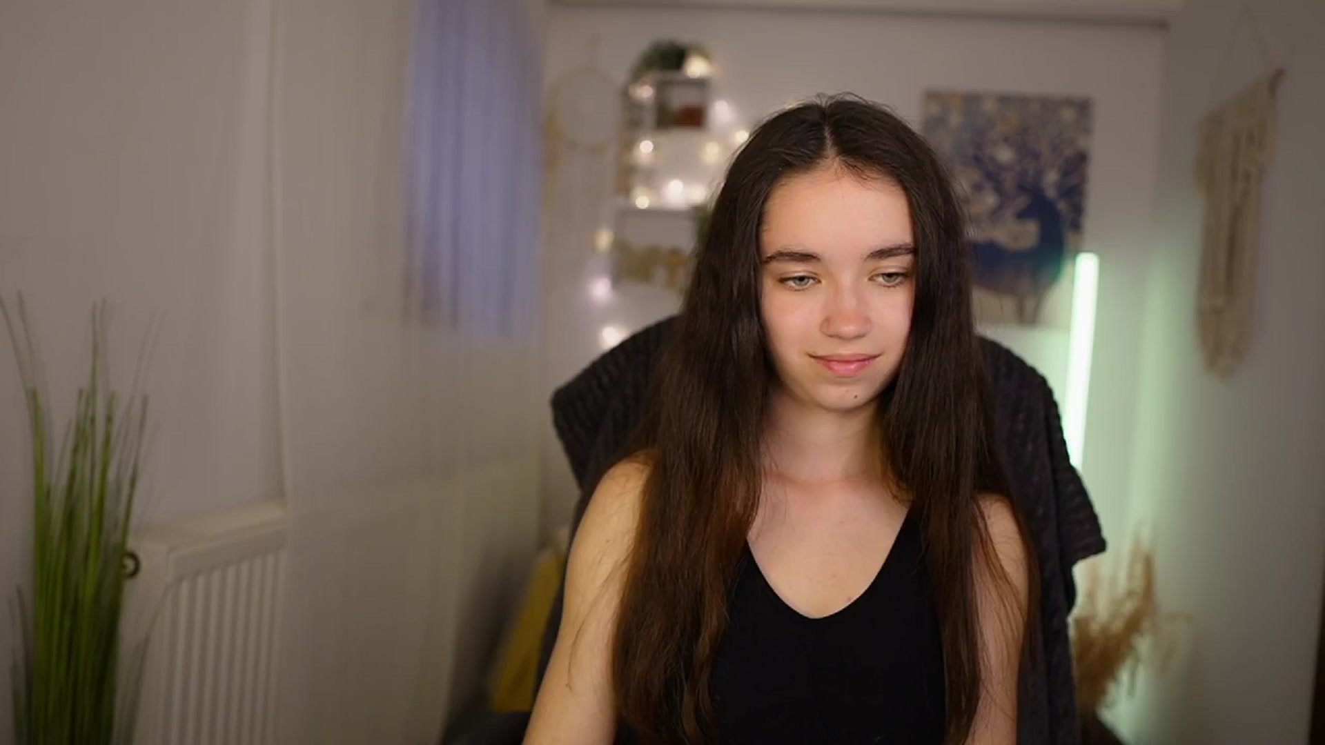 Gallery image thumbnail from Gia_Paige18's myfreecams stream on, 05/15/2024, 13:06 image 3 of 20