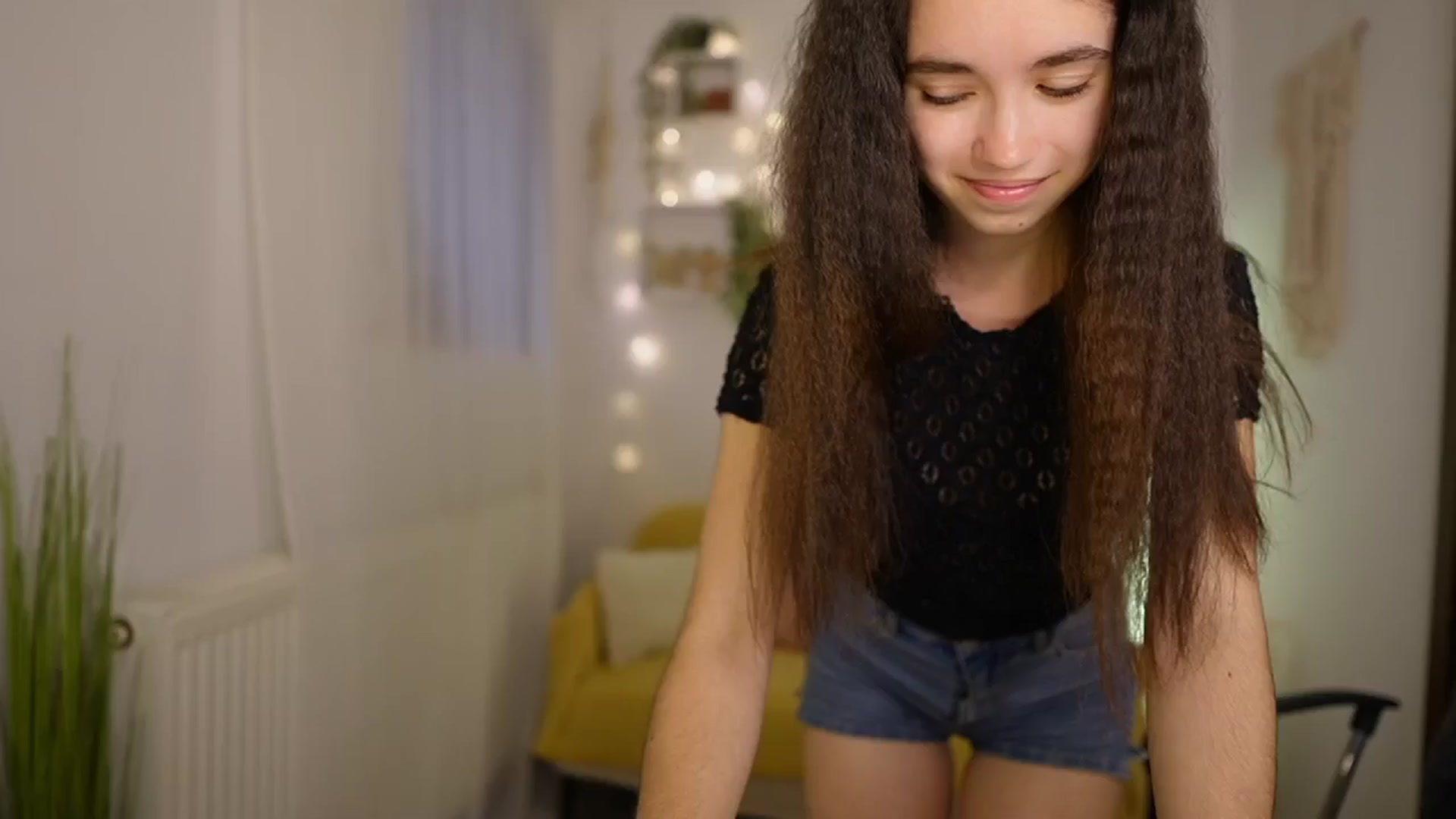 Gallery image thumbnail from Gia_Paige18's myfreecams stream on, 05/17/2024, 12:01 image 7 of 20