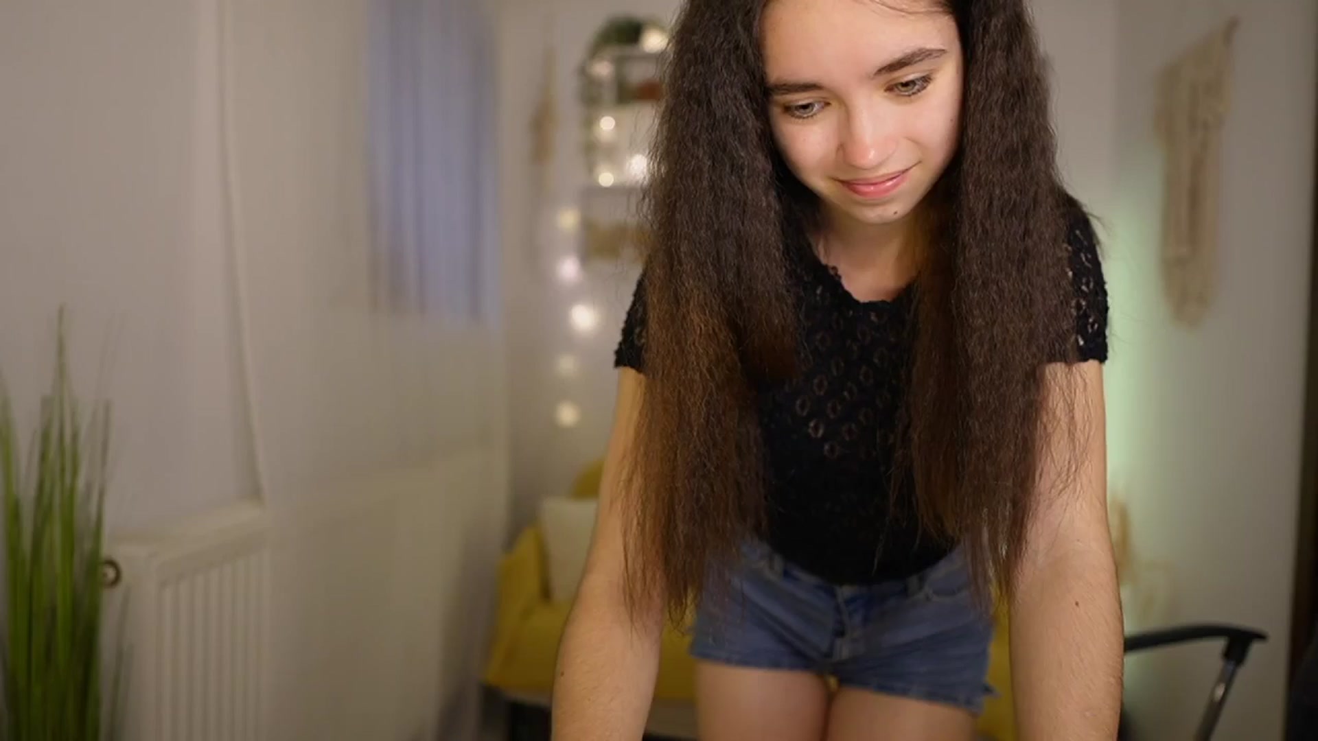 Gallery image thumbnail from Gia_Paige18's myfreecams stream on, 05/17/2024, 12:01 image 8 of 20