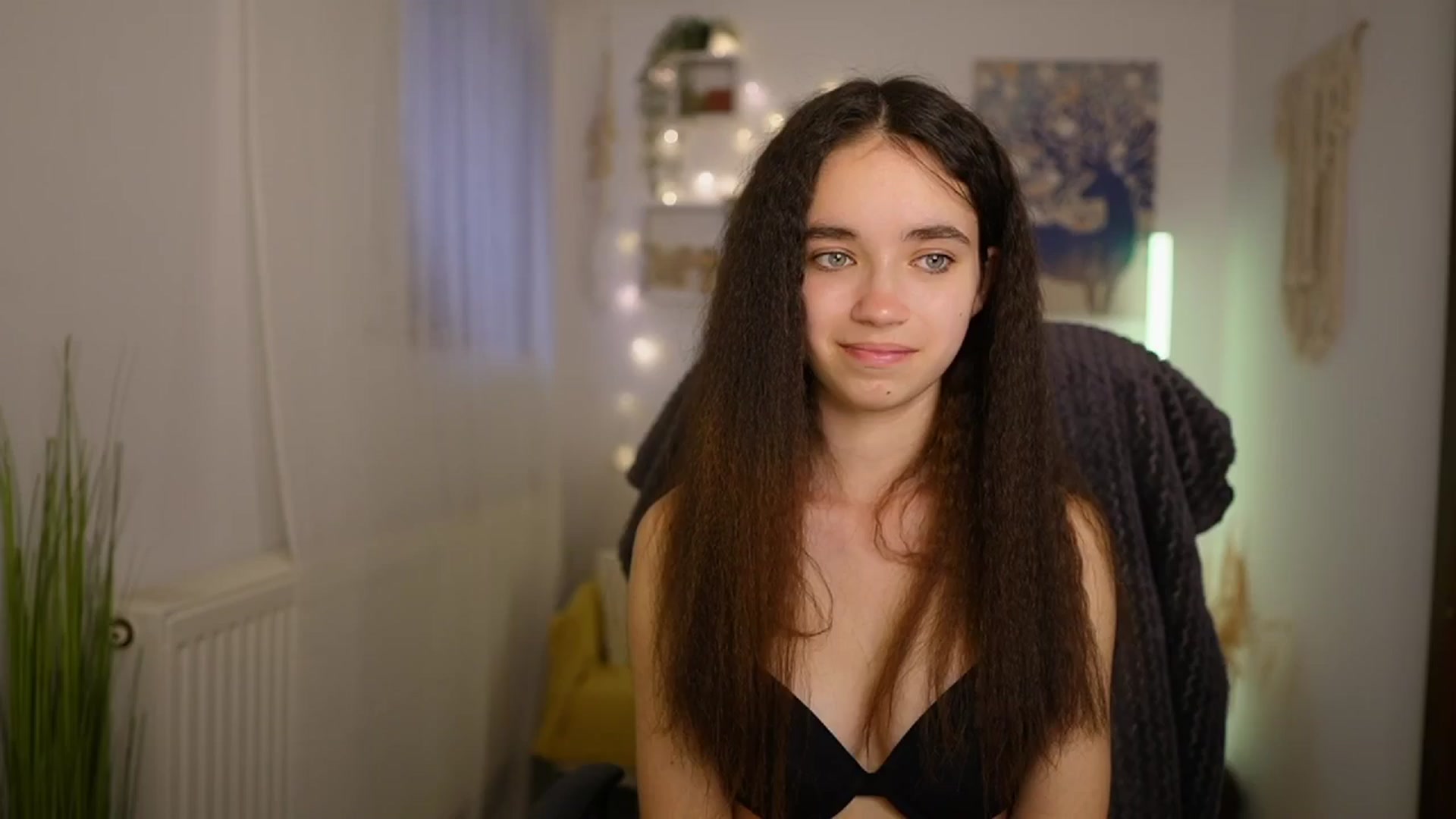 Gallery image thumbnail from Gia_Paige18's myfreecams stream on, 05/17/2024, 12:32 image 18 of 20
