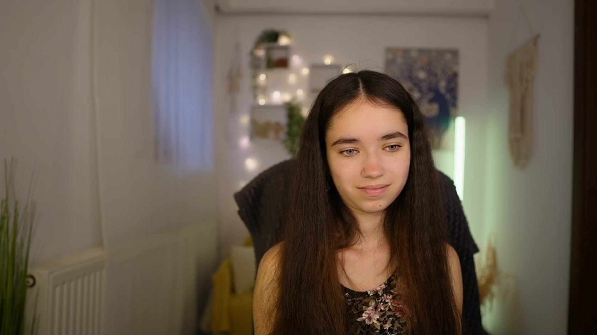 Gallery image thumbnail from Gia_Paige18's myfreecams stream on, 05/19/2024, 09:07 image 14 of 20