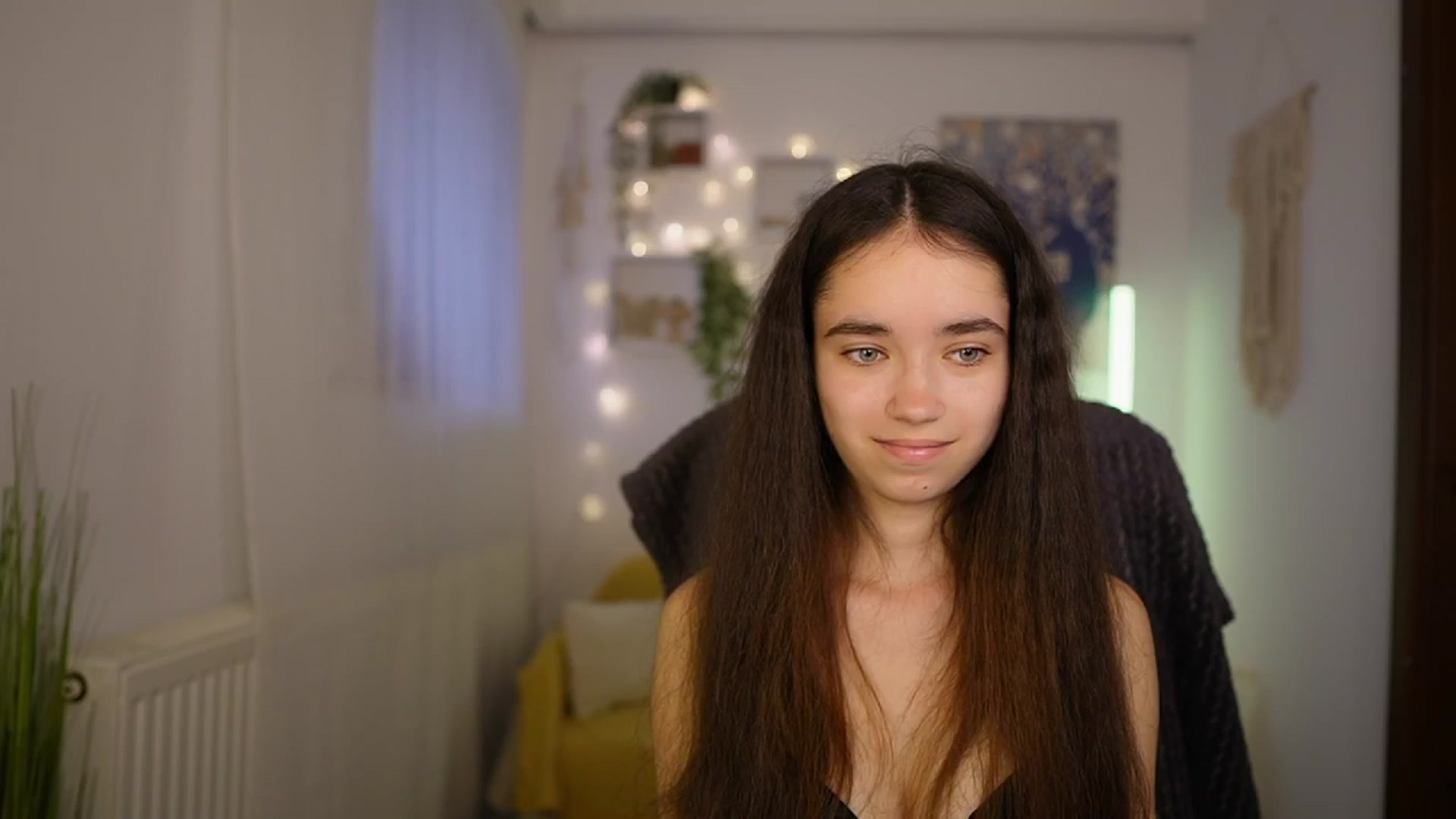 Gallery image thumbnail from Gia_Paige18's myfreecams stream on, 05/19/2024, 09:30 image 2 of 20
