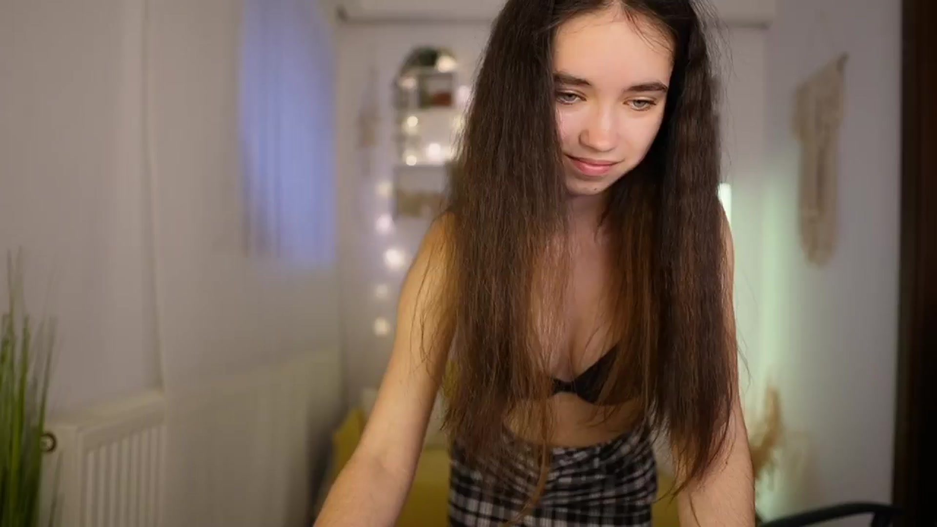 Gallery image thumbnail from Gia_Paige18's myfreecams stream on, 05/19/2024, 11:22 image 15 of 20
