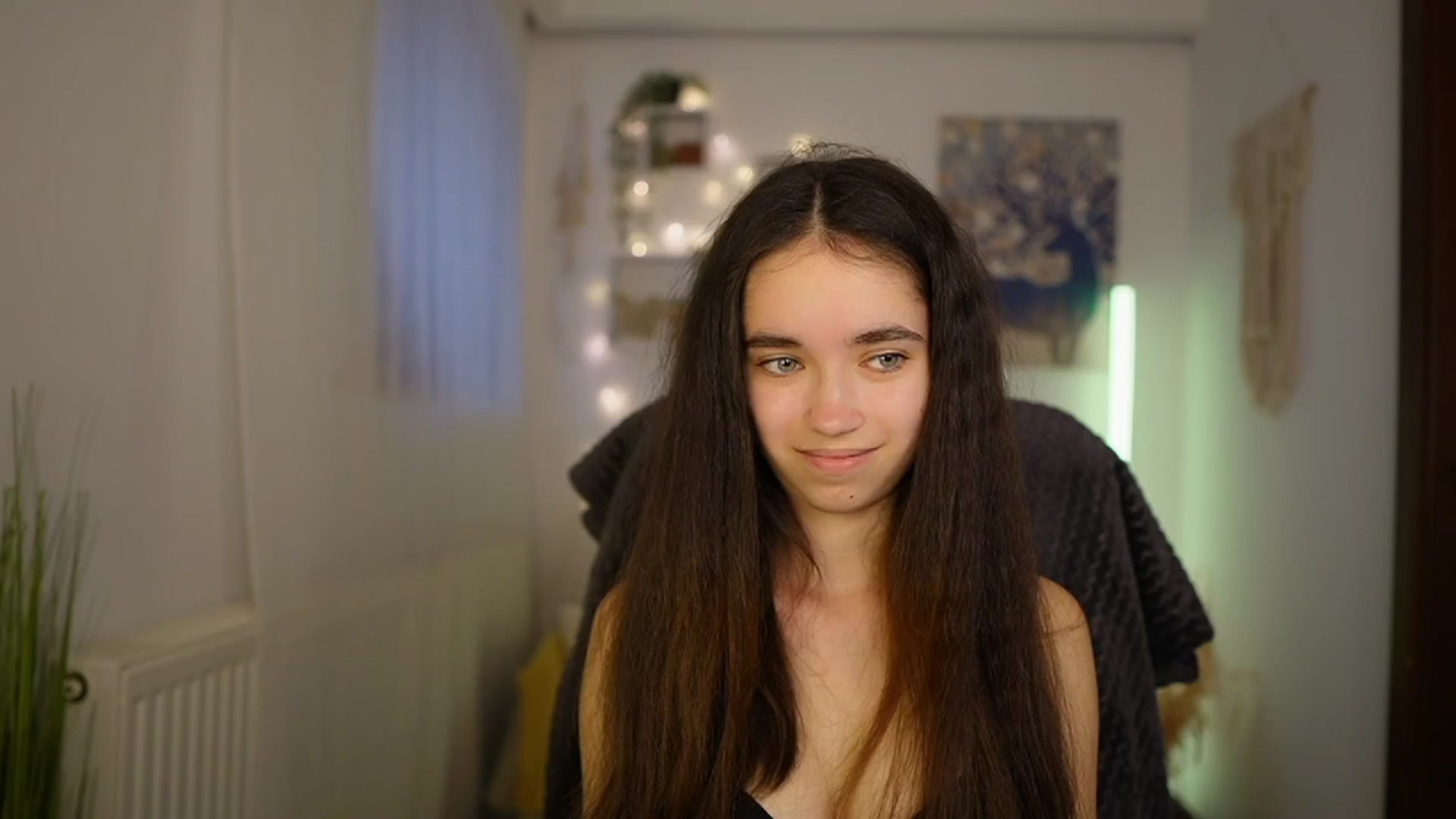 Gallery image thumbnail from Gia_Paige18's myfreecams stream on, 05/19/2024, 11:57 image 18 of 20