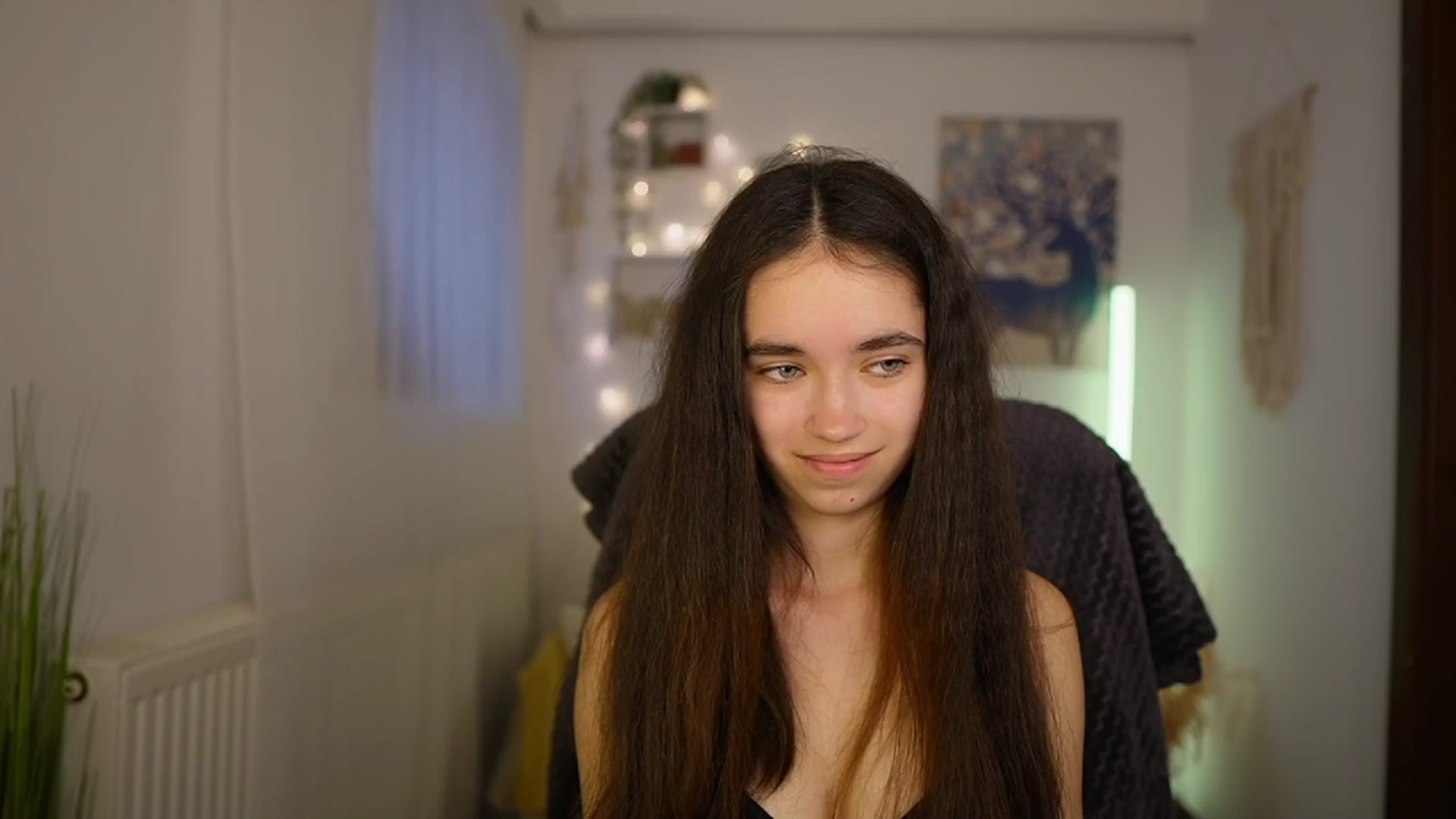 Gallery image thumbnail from Gia_Paige18's myfreecams stream on, 05/19/2024, 11:57 image 20 of 20