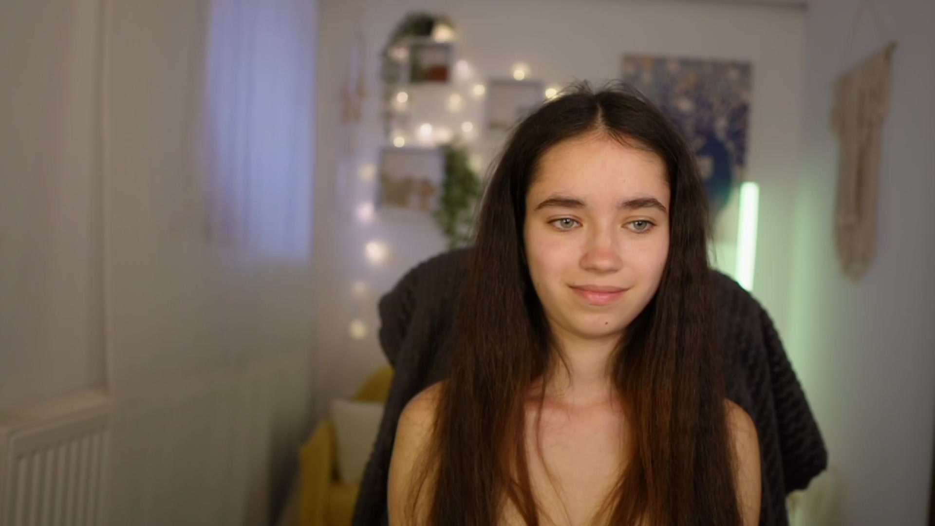 Gallery image thumbnail from Gia_Paige18's myfreecams stream on, 05/19/2024, 15:01 image 12 of 20
