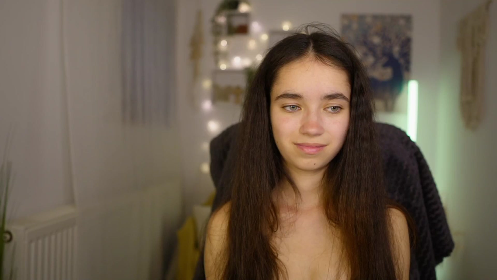 Gallery image thumbnail from Gia_Paige18's myfreecams stream on, 05/19/2024, 18:04 image 20 of 20
