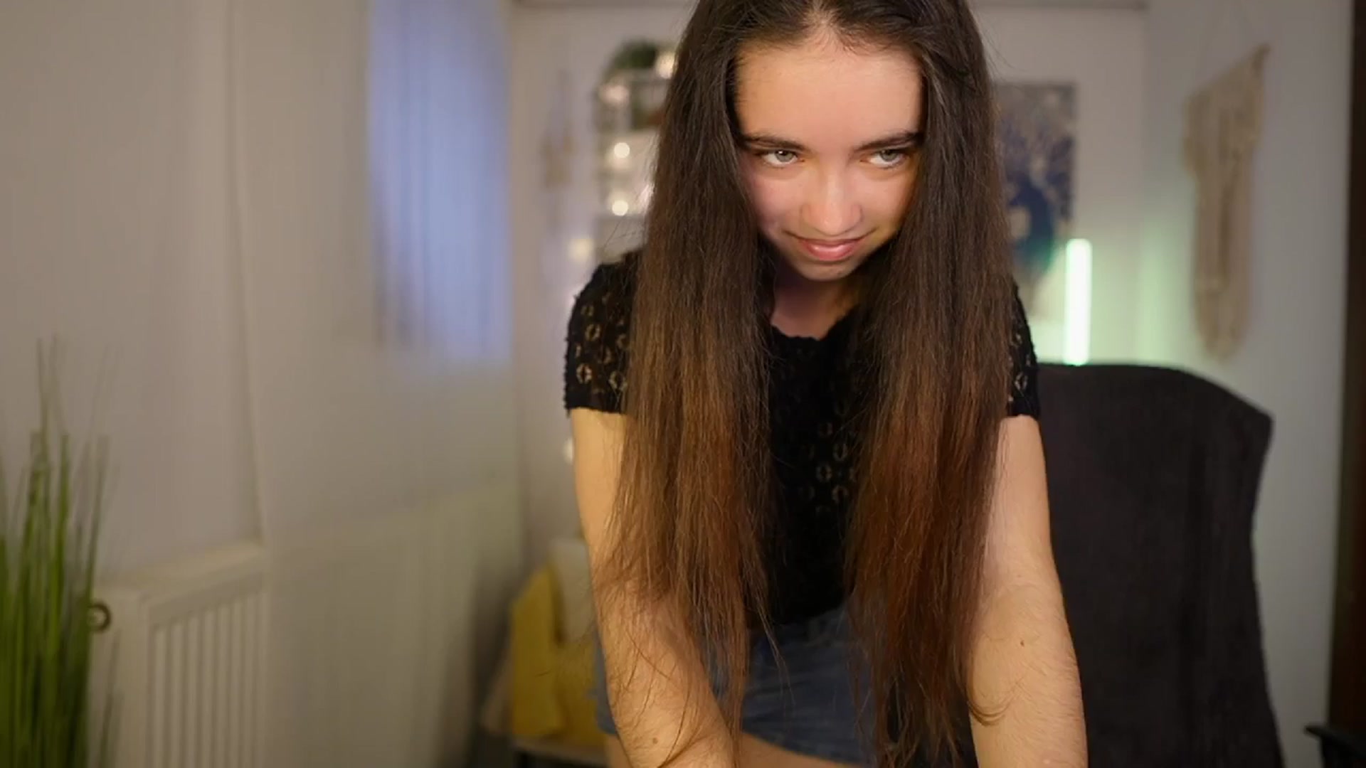 Gallery image thumbnail from Gia_Paige18's myfreecams stream on, 05/20/2024, 09:10 image 7 of 20