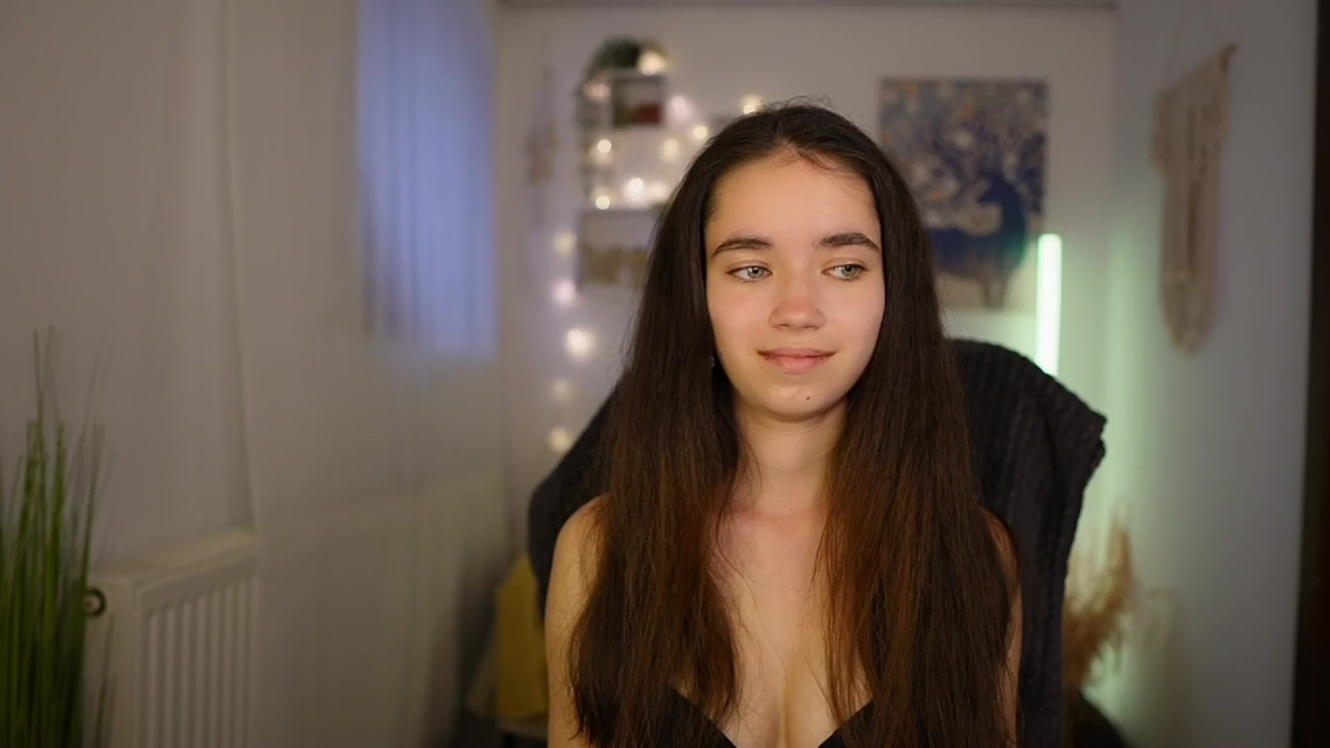 Gallery image thumbnail from Gia_Paige18's myfreecams stream on, 05/20/2024, 12:27 image 4 of 20
